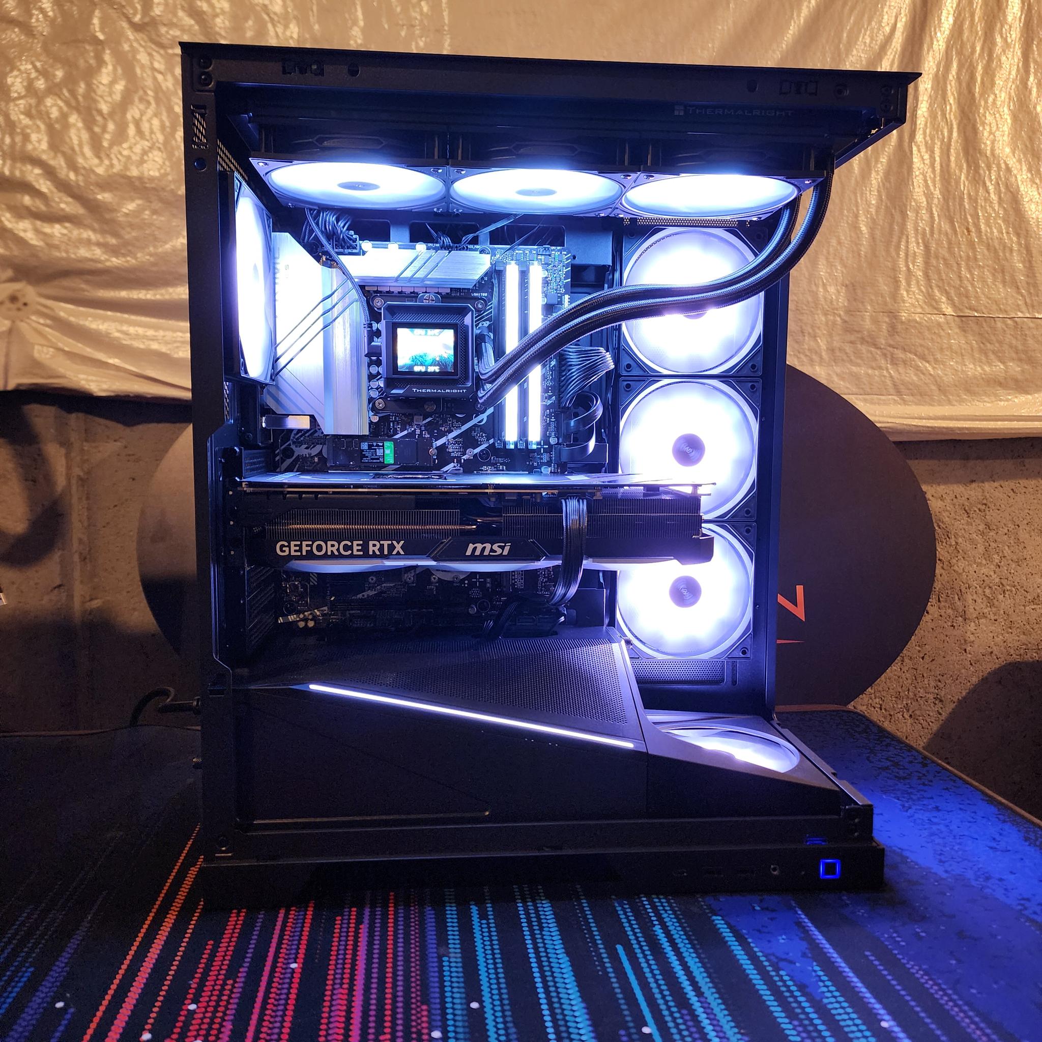 RTX 4080 SUPER / i9-14900KF / 32GB DDR5 RAM / 2TB NVMe SSD