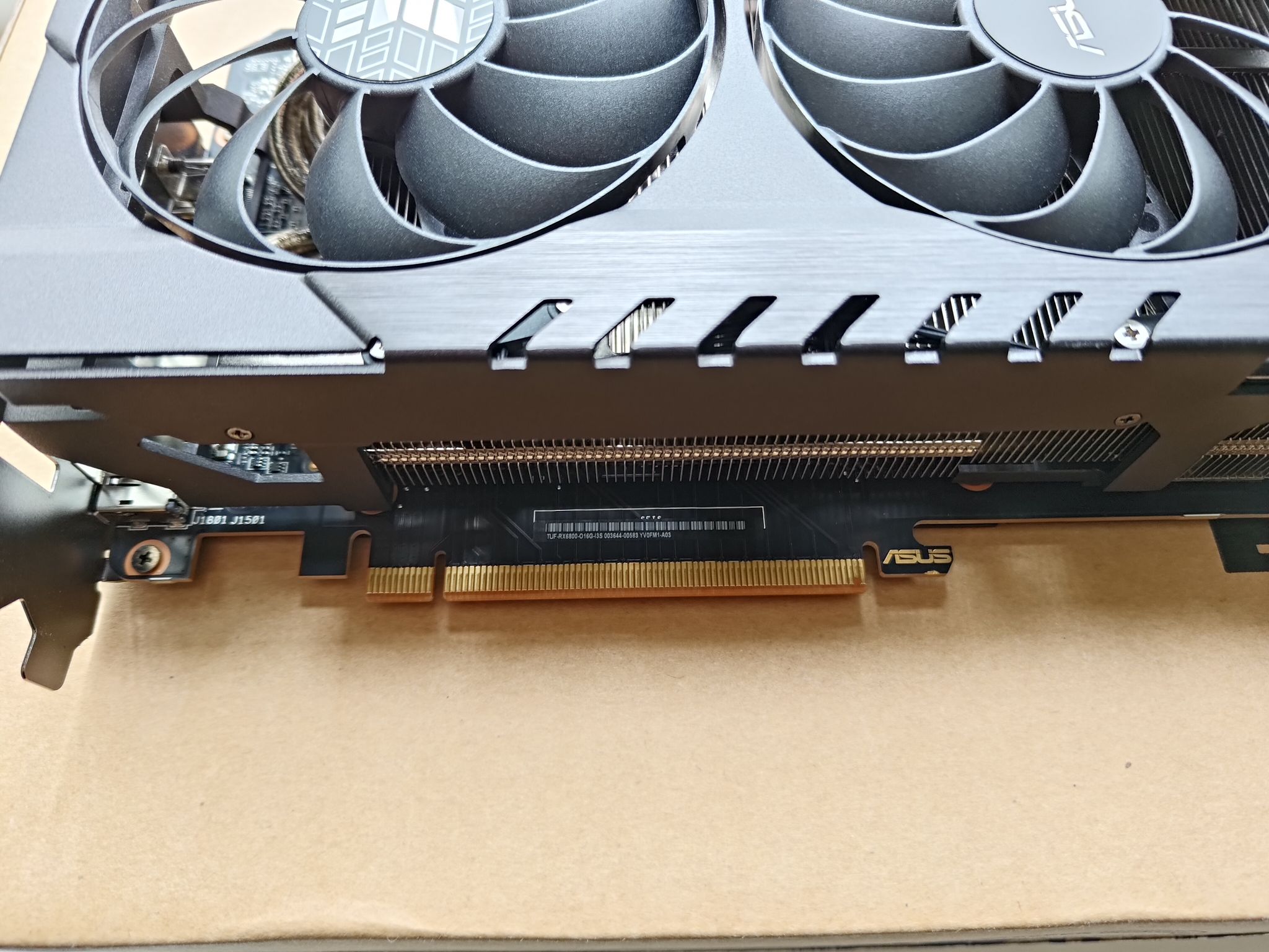 Like new ASUS TUF Gaming Radeon RX 6800 O16G OC D6 16GB