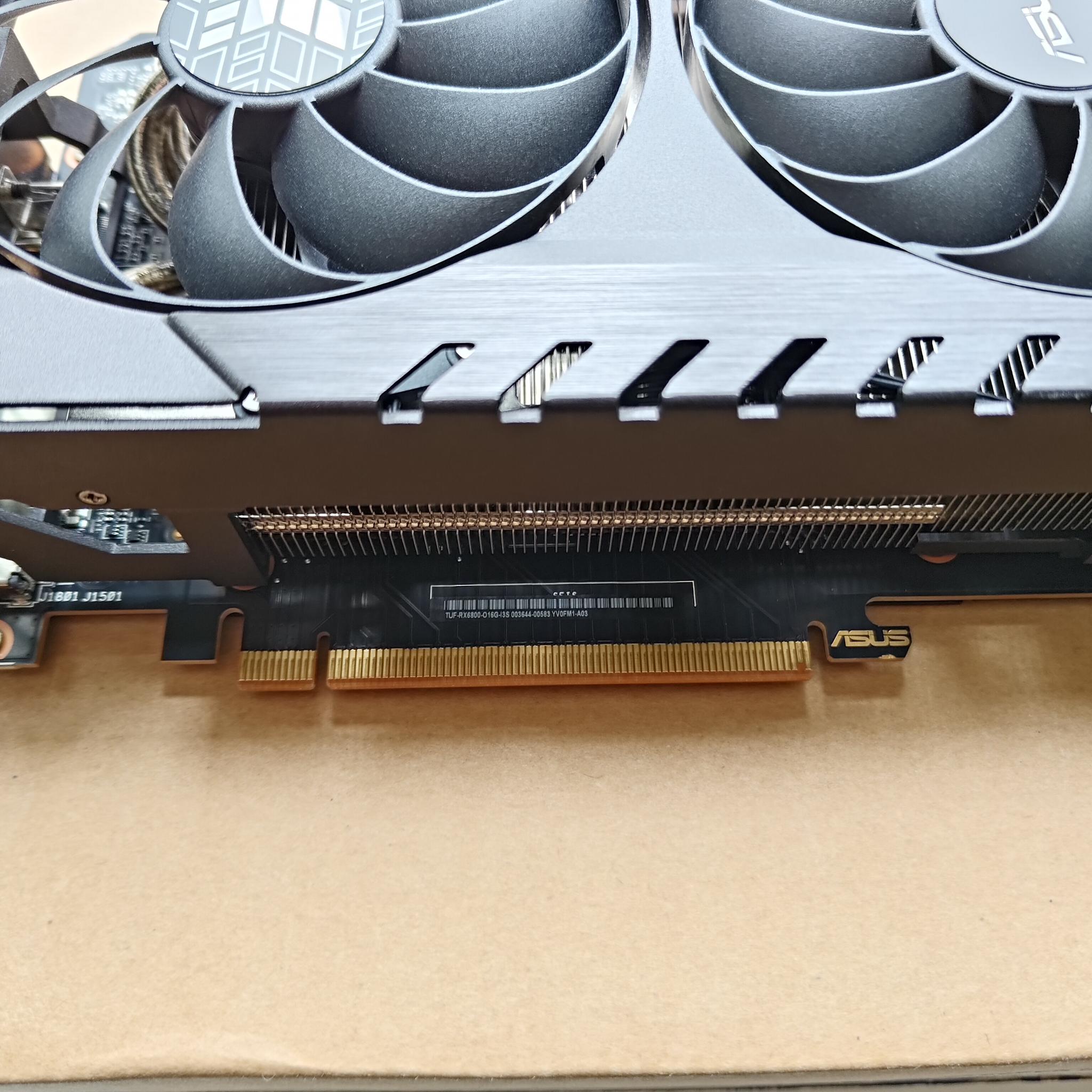 Like new ASUS TUF Gaming Radeon RX 6800 O16G OC D6 16GB