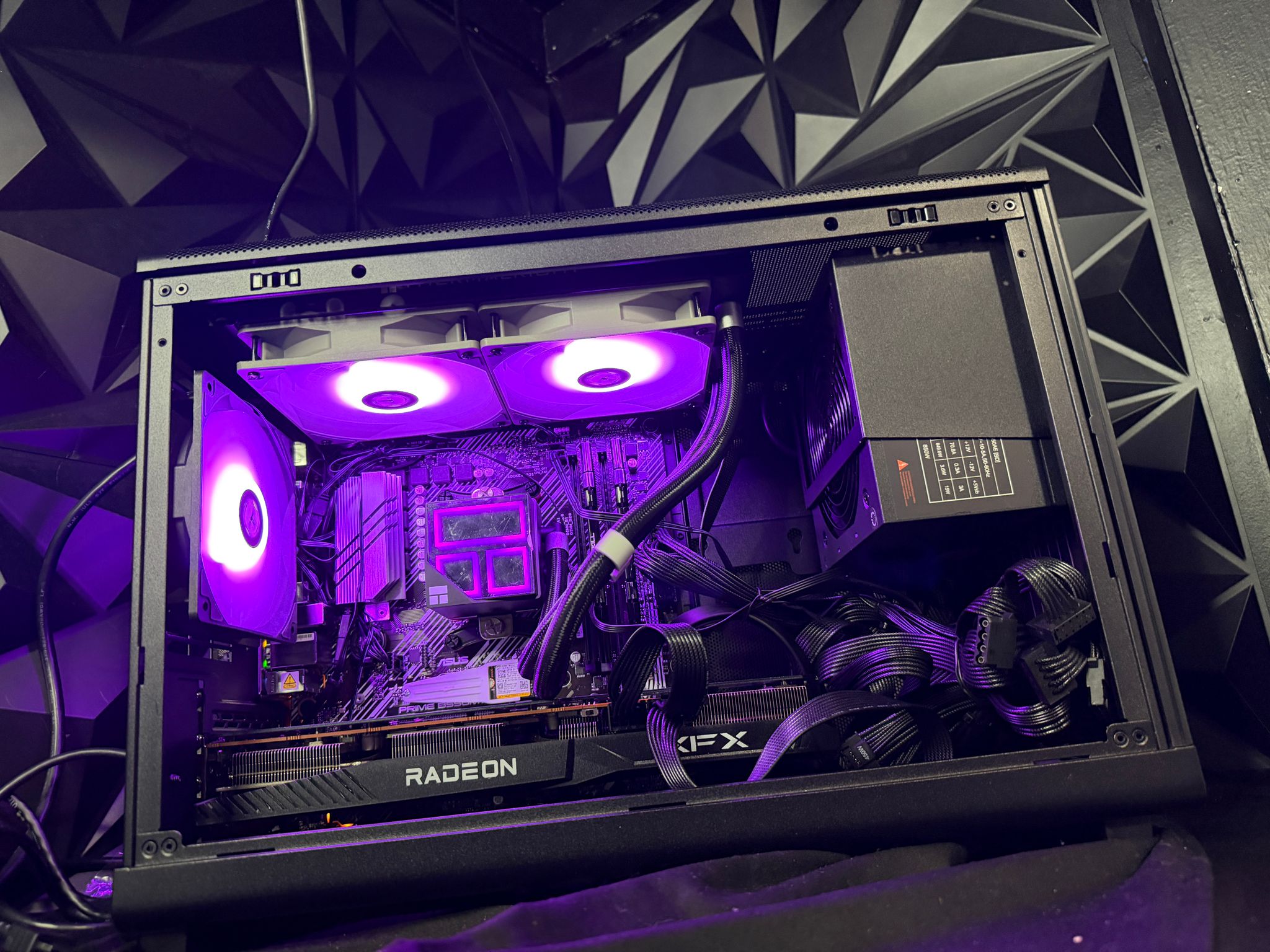 ♾️🎮 INFINITY GAMER 🎮♾️ Ryzen 5 5600X3D| RX 67000XT| 16 GB DDR4| 1.25 TB NVMe| 850W Gold PSU