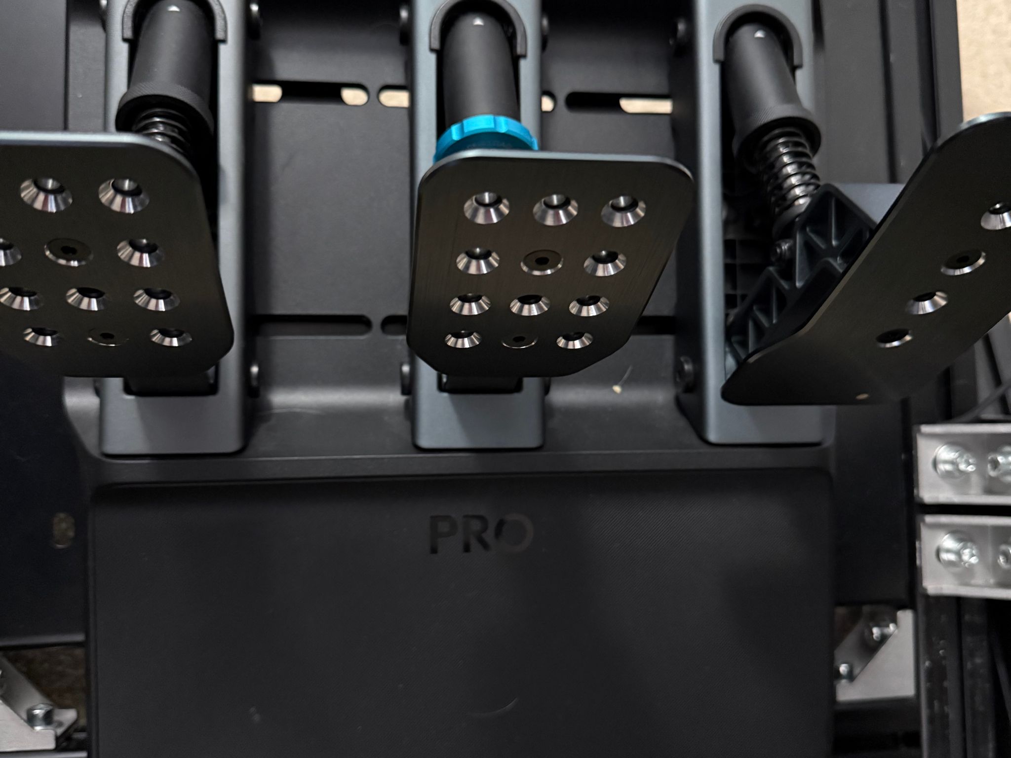 Excellent PC Version Logitech G PRO Direct Drive Wheel, Base, and PRO Load Cell Pedals Bundle
