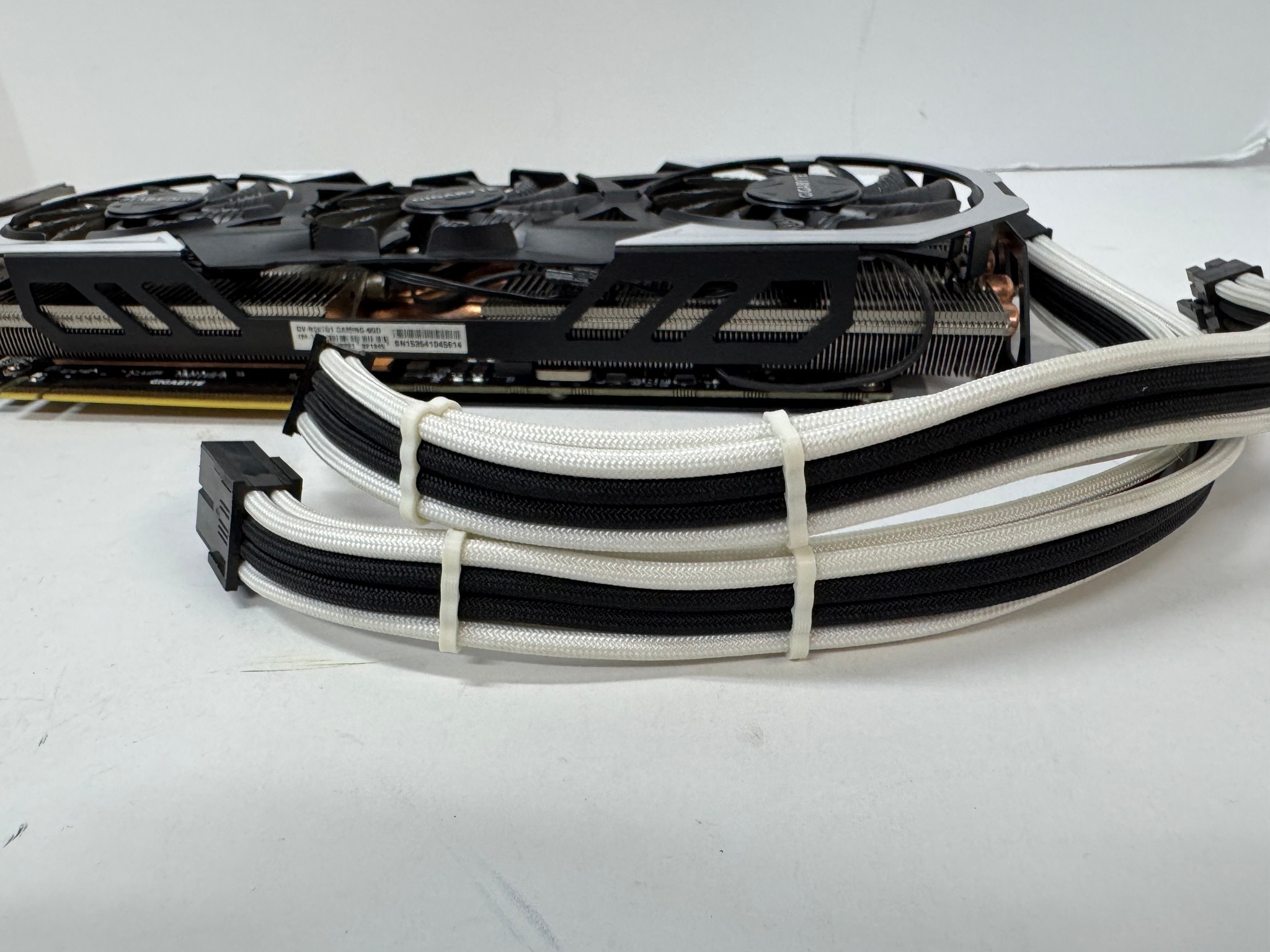 Gigabyte GV-N98TG1 GAMING-6GD GeForce GTX 980 Ti