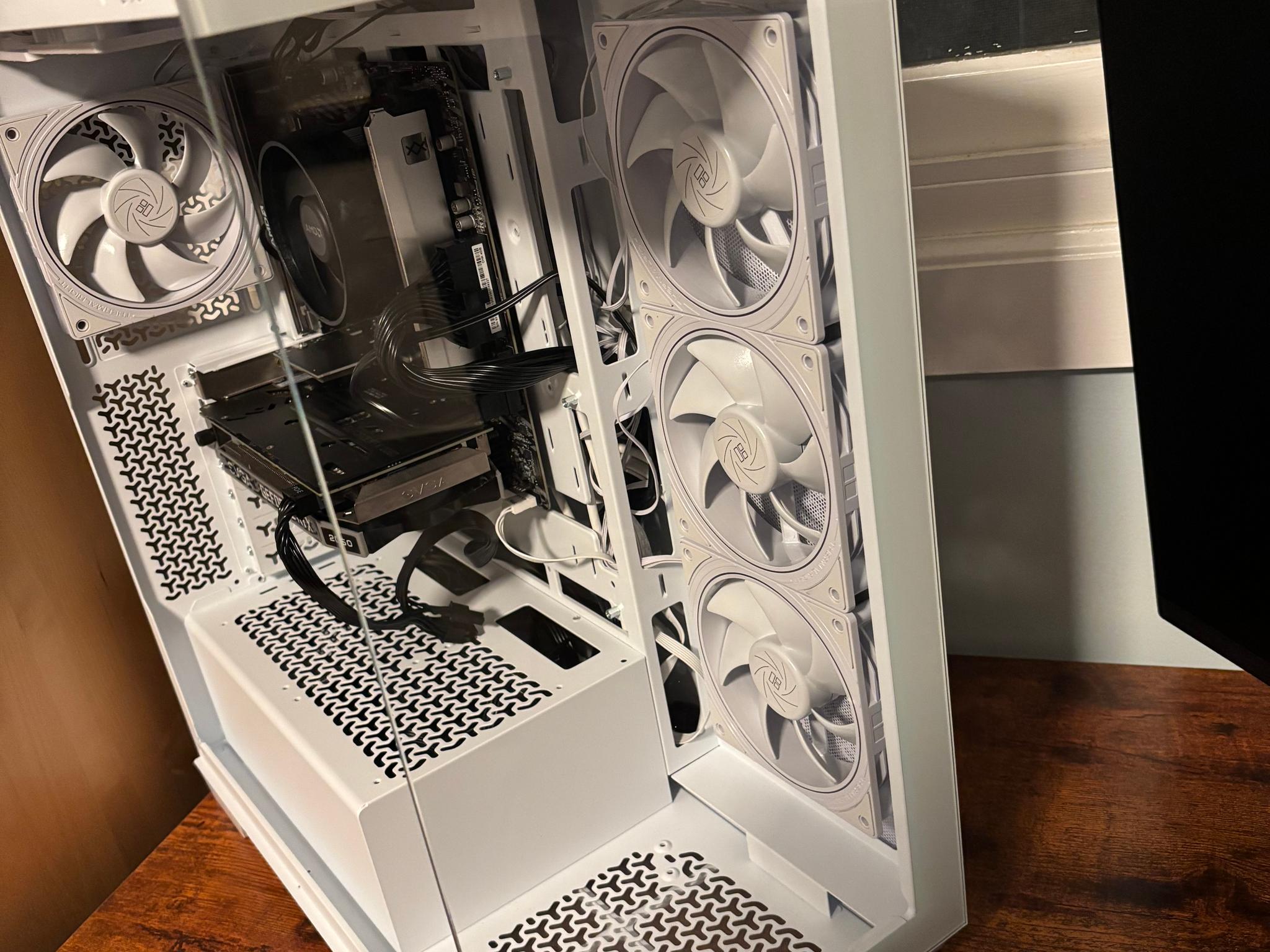 Budget Baller PC Ryzen 5 4500 • RTX 2060 • 16 GB RAM • Windows 11 • Corsair 3500X White