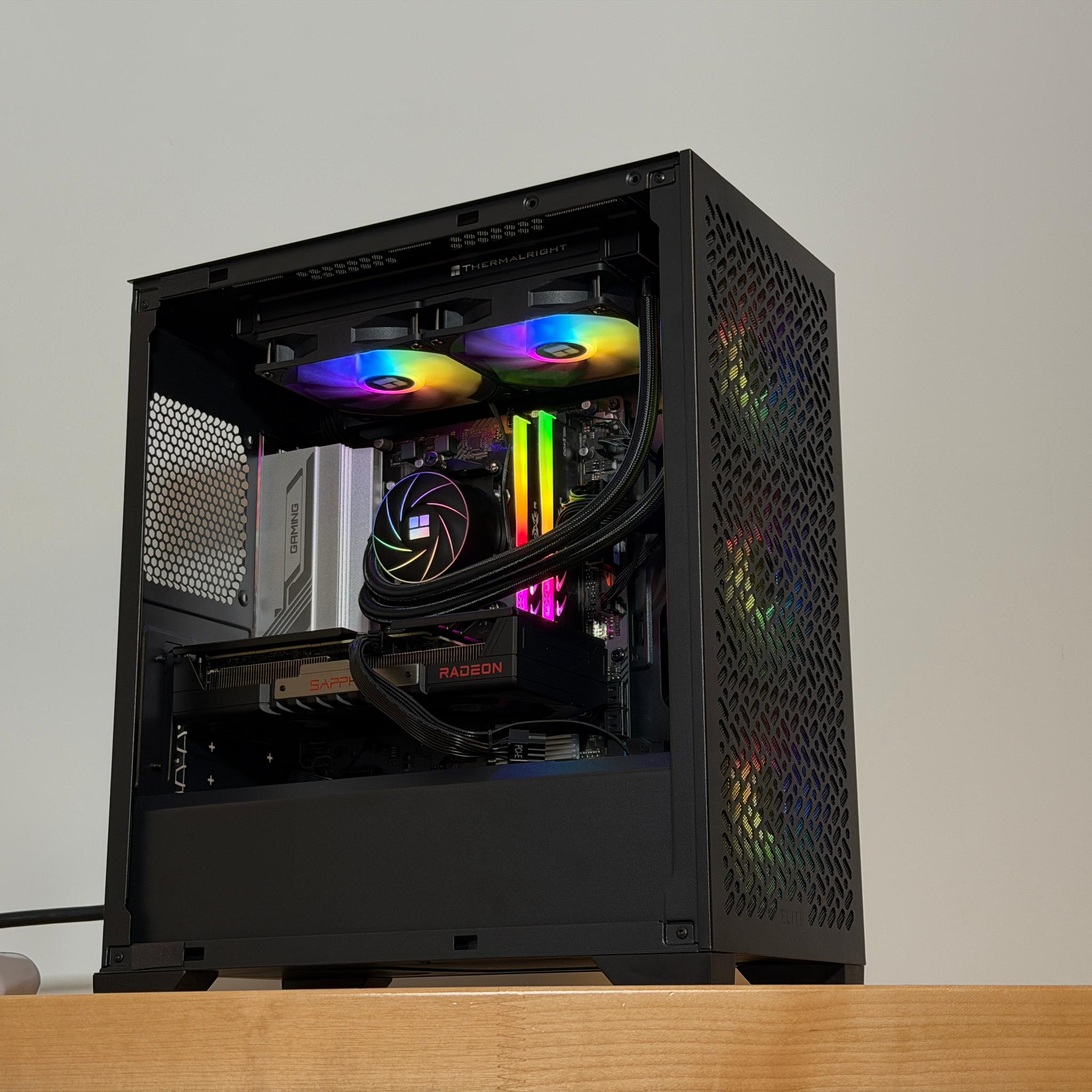 RX 9060XT Ryzen 7 7700x Gaming PC