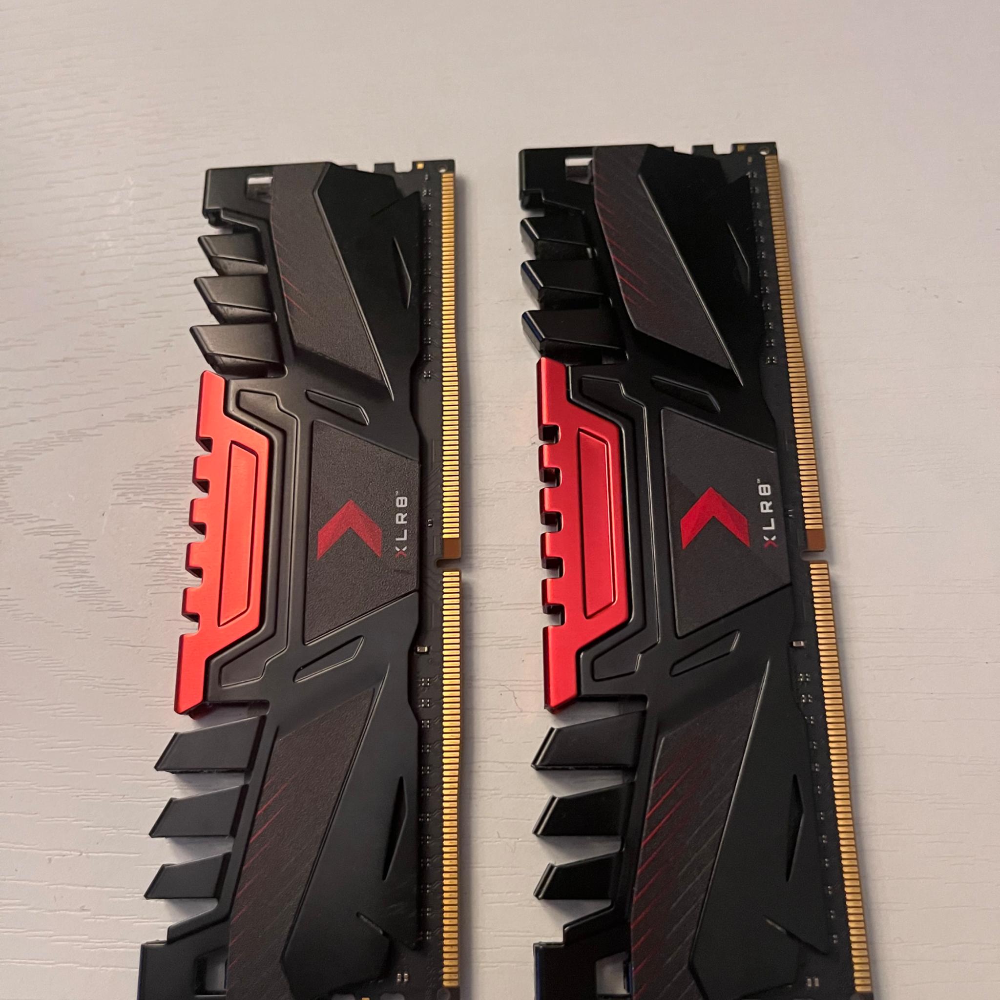 16GB PNY 2666 MHZ RAM (2x8gb dual channel)