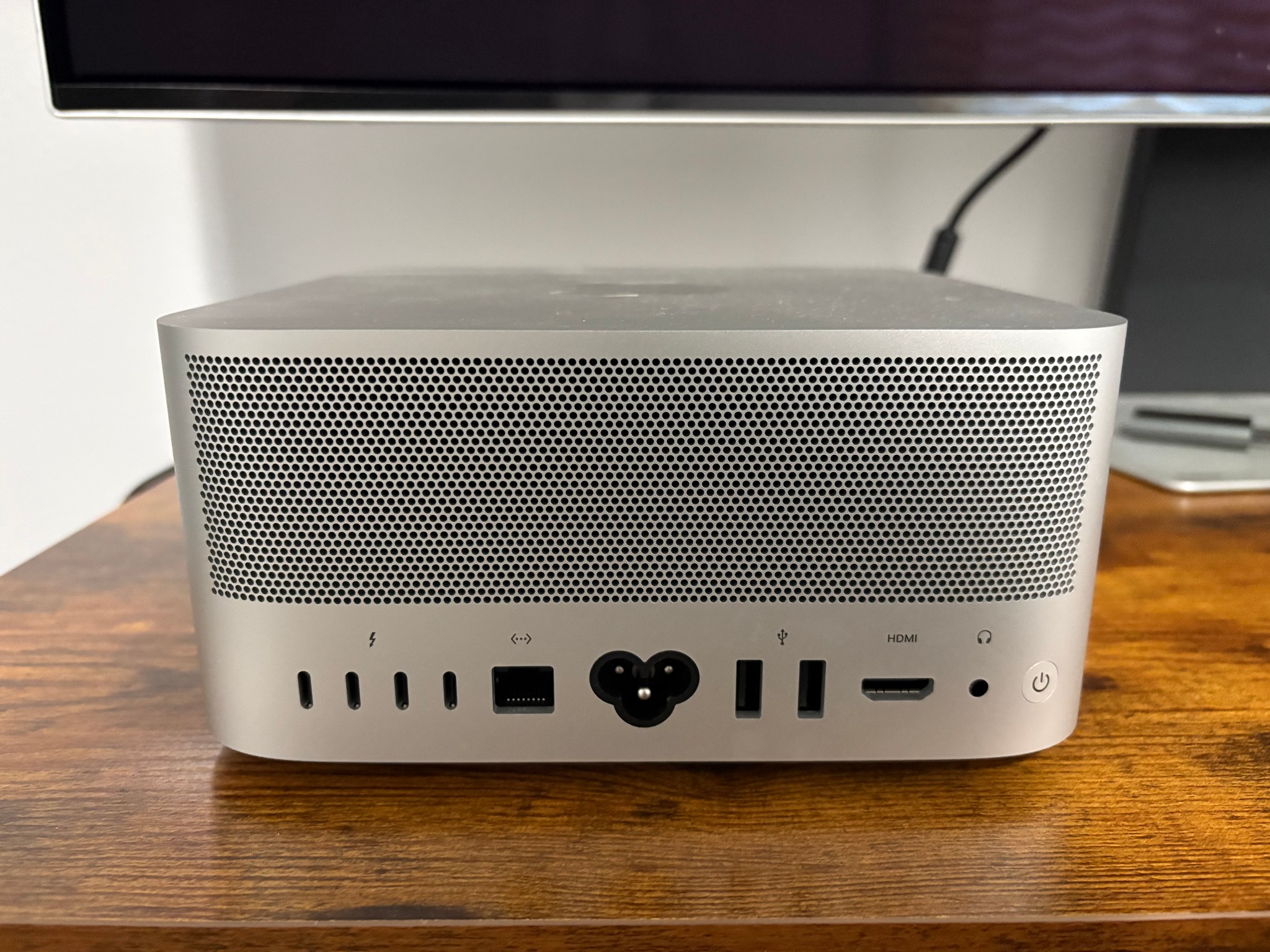 Mac Studio M4 Pro Max