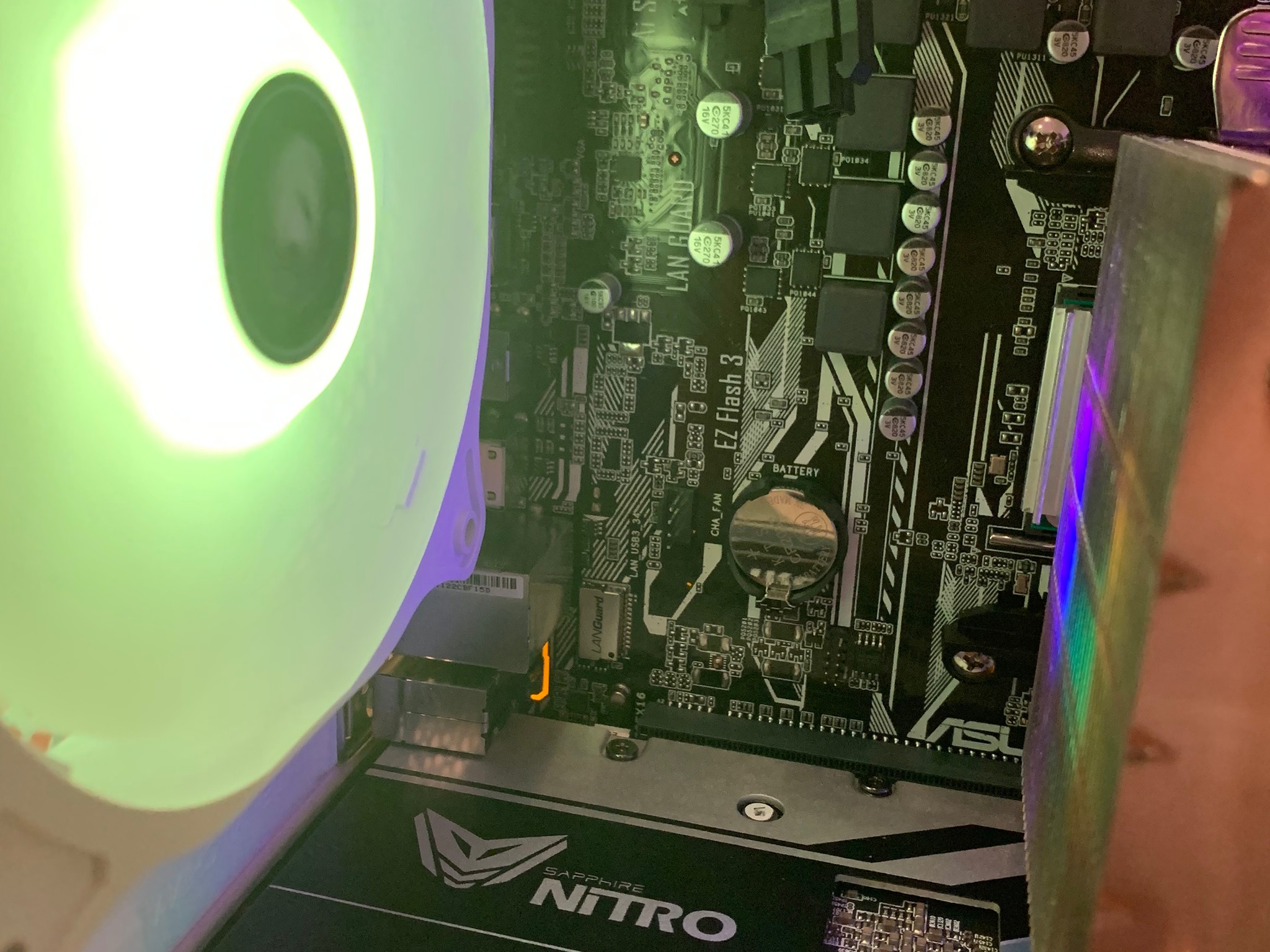 RX 580 8GB RYZEN 5 1600X FORTNITE READY WHITE CUSTOM 16GB RAM 1000GB SSD ARGB LIGHTING WINDOWS 10