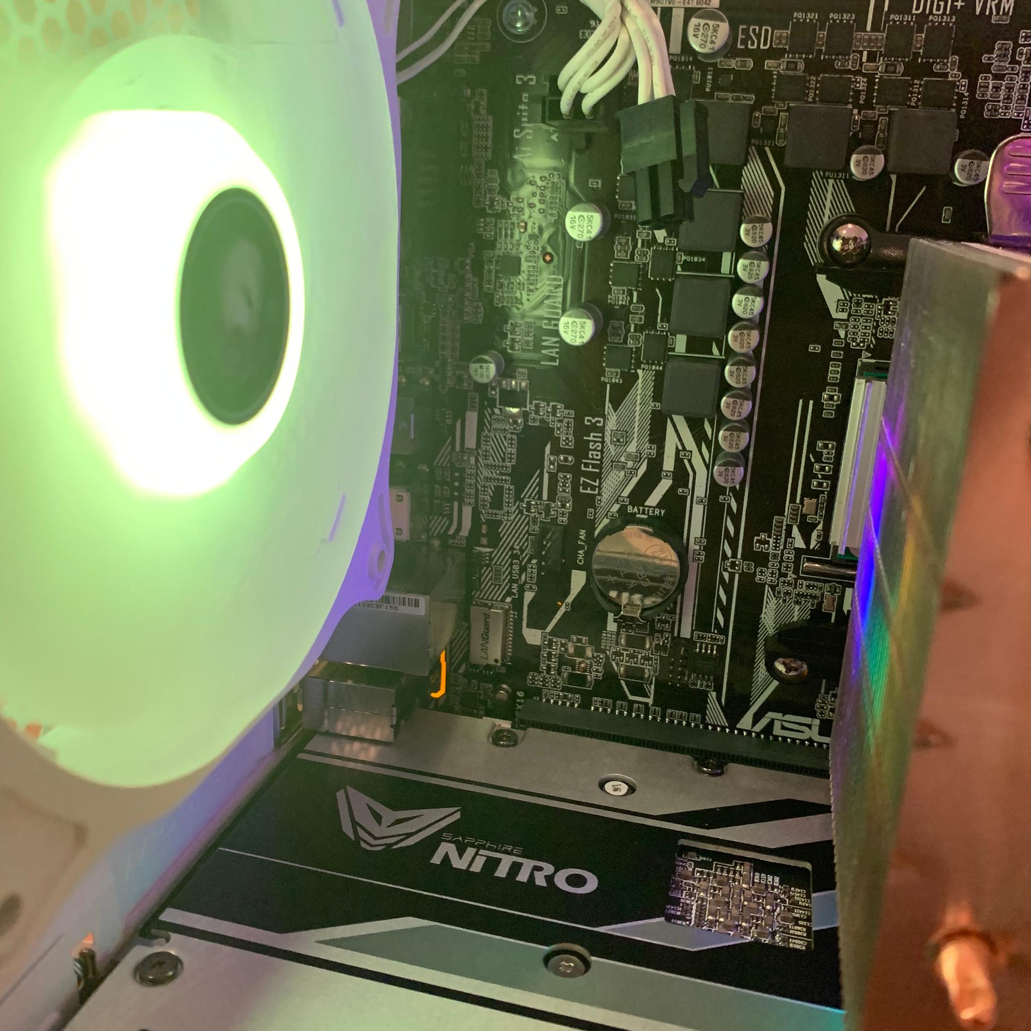 RX 580 8GB RYZEN 5 1600X FORTNITE READY WHITE CUSTOM 16GB RAM 1000GB SSD ARGB LIGHTING WINDOWS 10