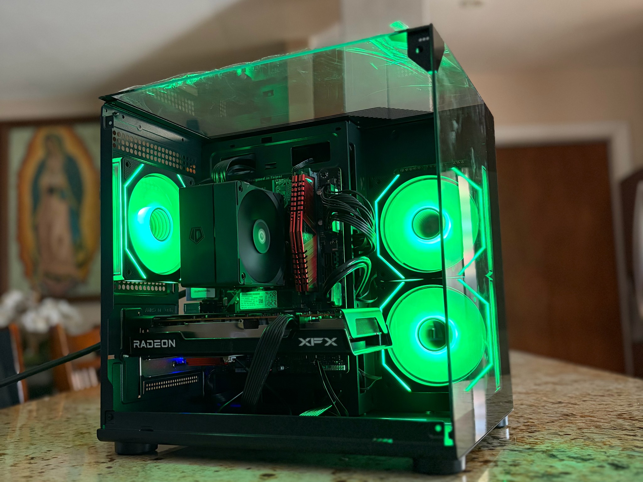 Black Gaming PC | RX 6600XT 8GB | INTEL 7-8700 | 16GB RAM | 500GB NVME SSD | Wi-Fi + Bluetooth Pcie