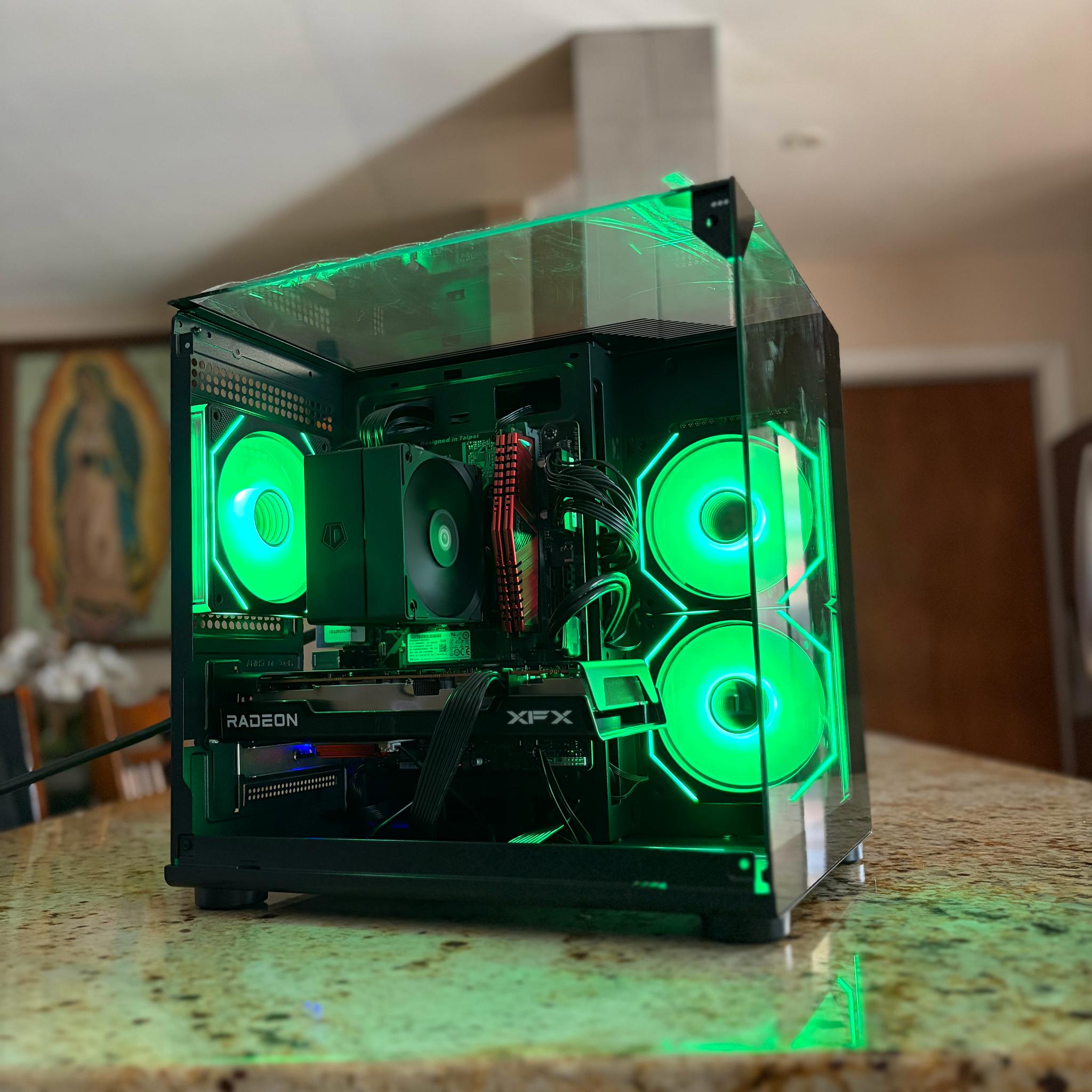 Black Gaming PC | RX 6600XT 8GB | INTEL 7-8700 | 16GB RAM | 500GB NVME SSD | Wi-Fi + Bluetooth Pcie