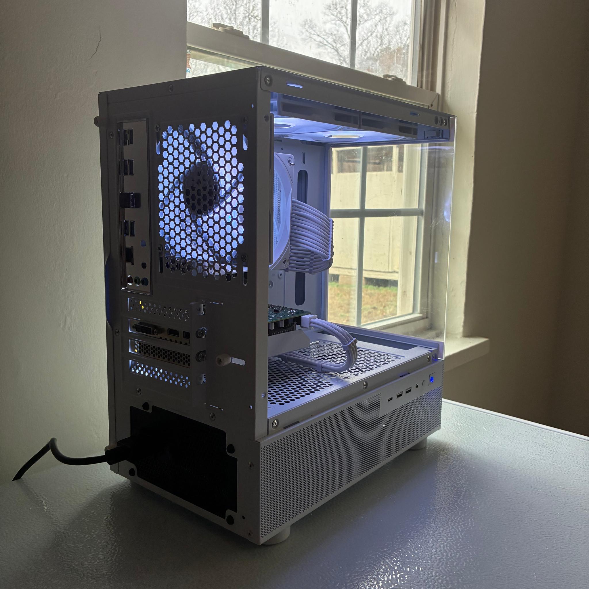 White Gaming PC | 1660 Super | Xeon E5-2660 V4 | 32GB DDR4 RAM | 512GB Storage | 500W PSU