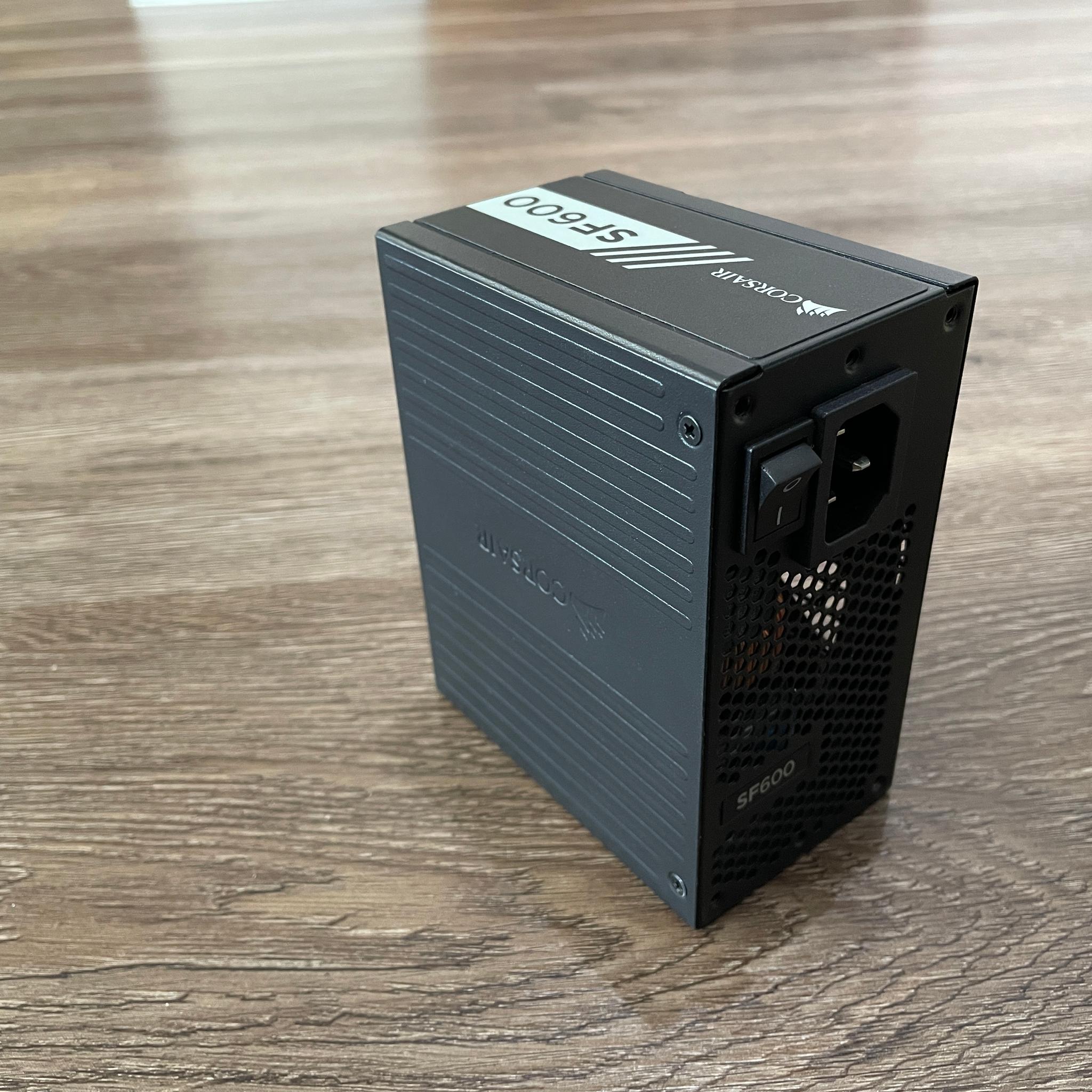 Corsair SF600 600W 80 PLUS Gold PSU