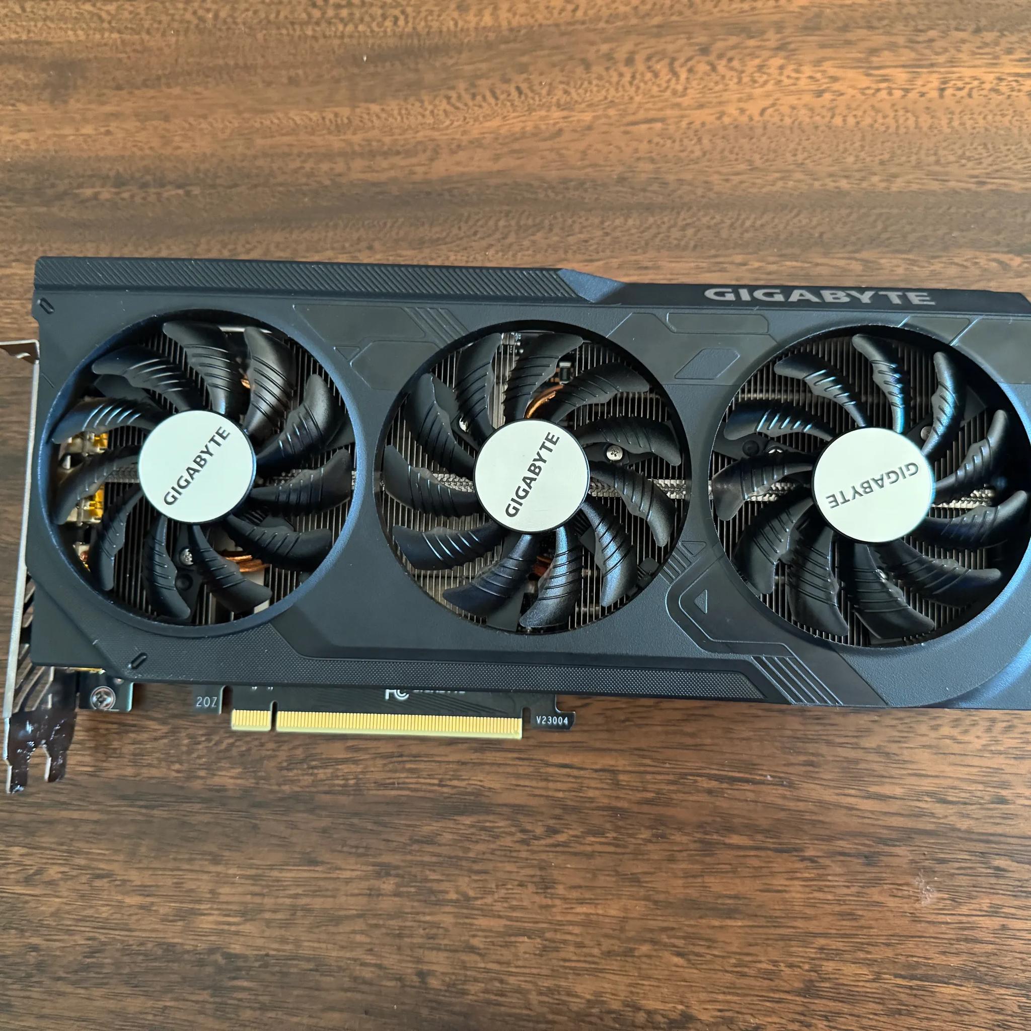 Gigabyte WINDFORCE OC GeForce RTX 4070 12 GB Video Card