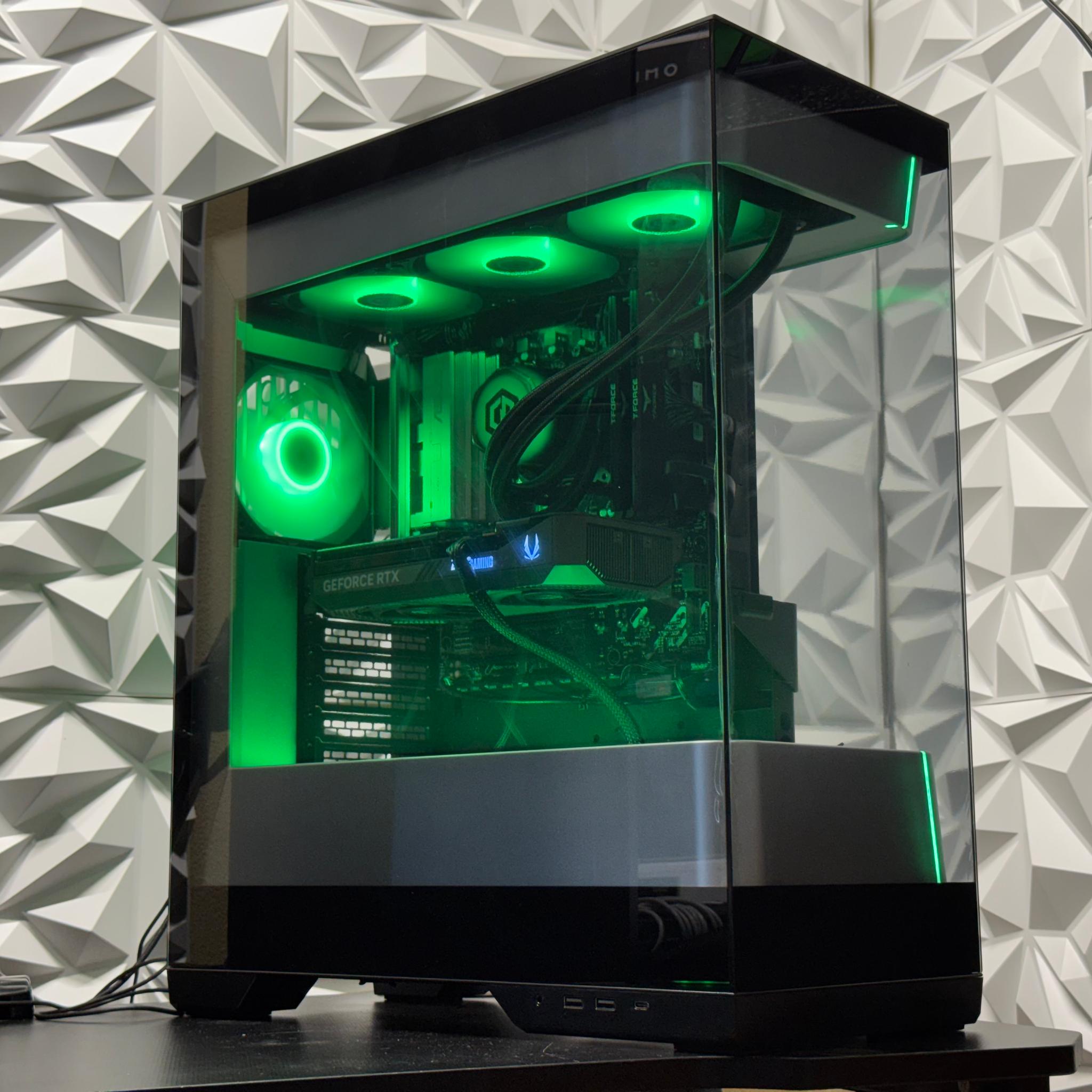 RTX 5070 \ Ryzen 7 9800X3D \ 32GB DDR5 Ram / 1TB SSD / Liquid Cooled / Creator Pc / Gaming pc