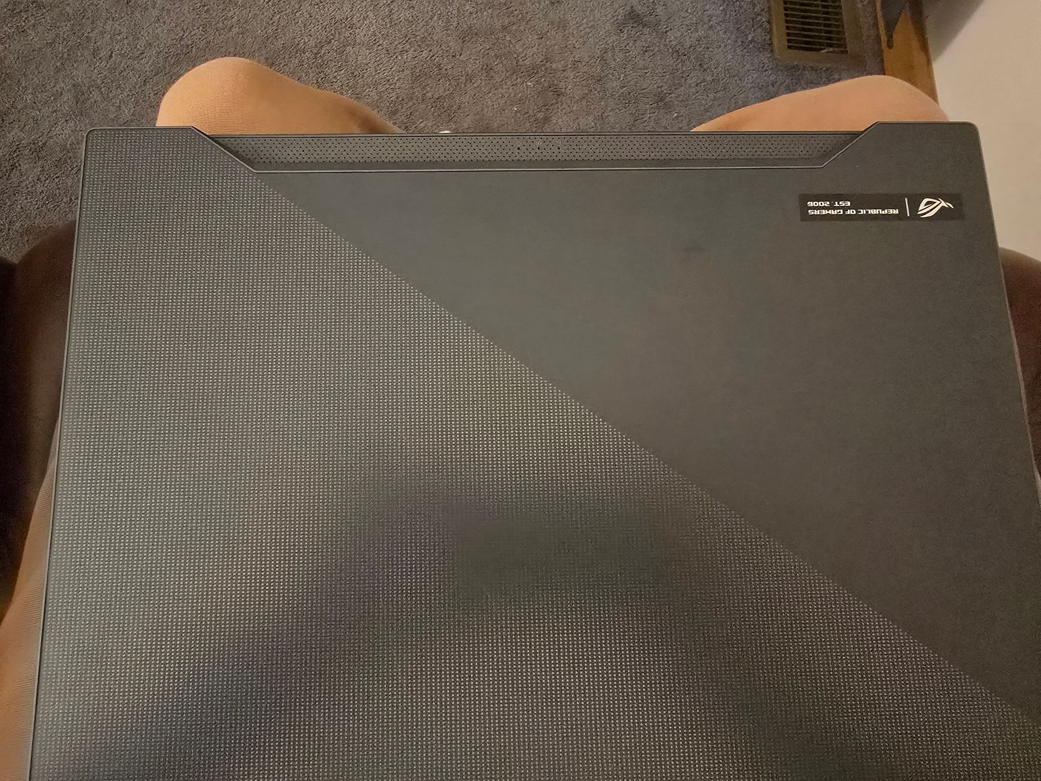 Asus ROG Zephryus M15