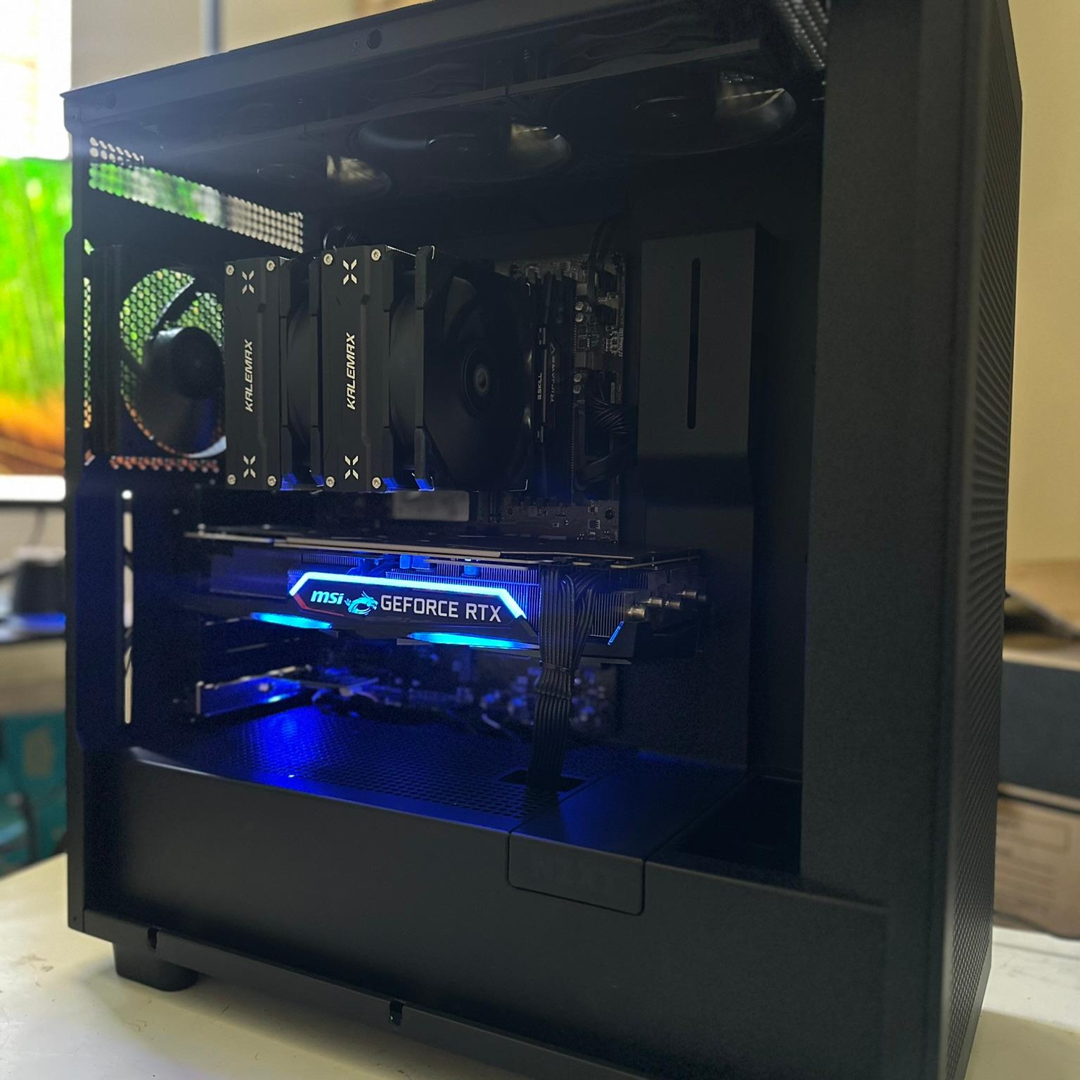 Intel i7-9700 / RTX 2080 / 1TB NVME / 16GB RAM