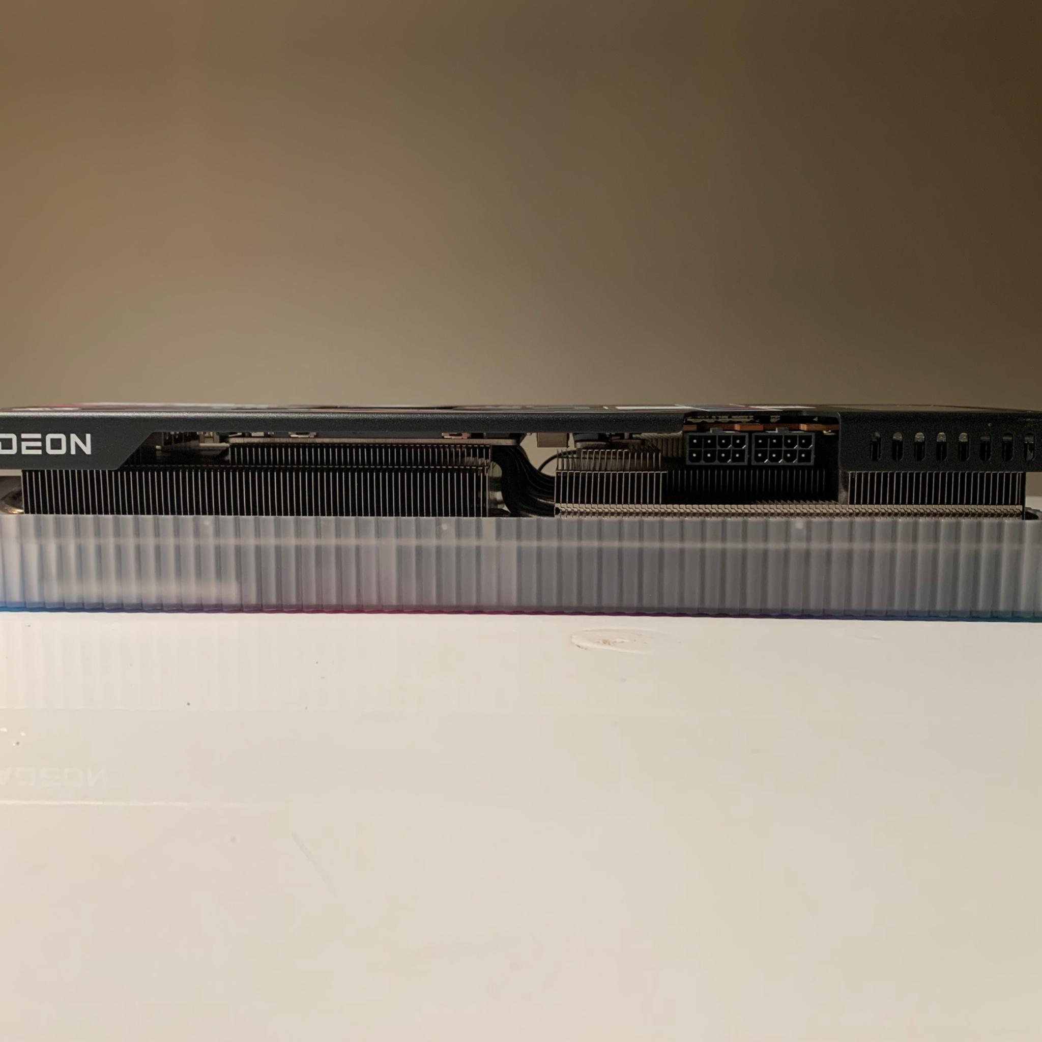 RX 7900 XTX - Yeston Sakura Open Box Graphics Card
