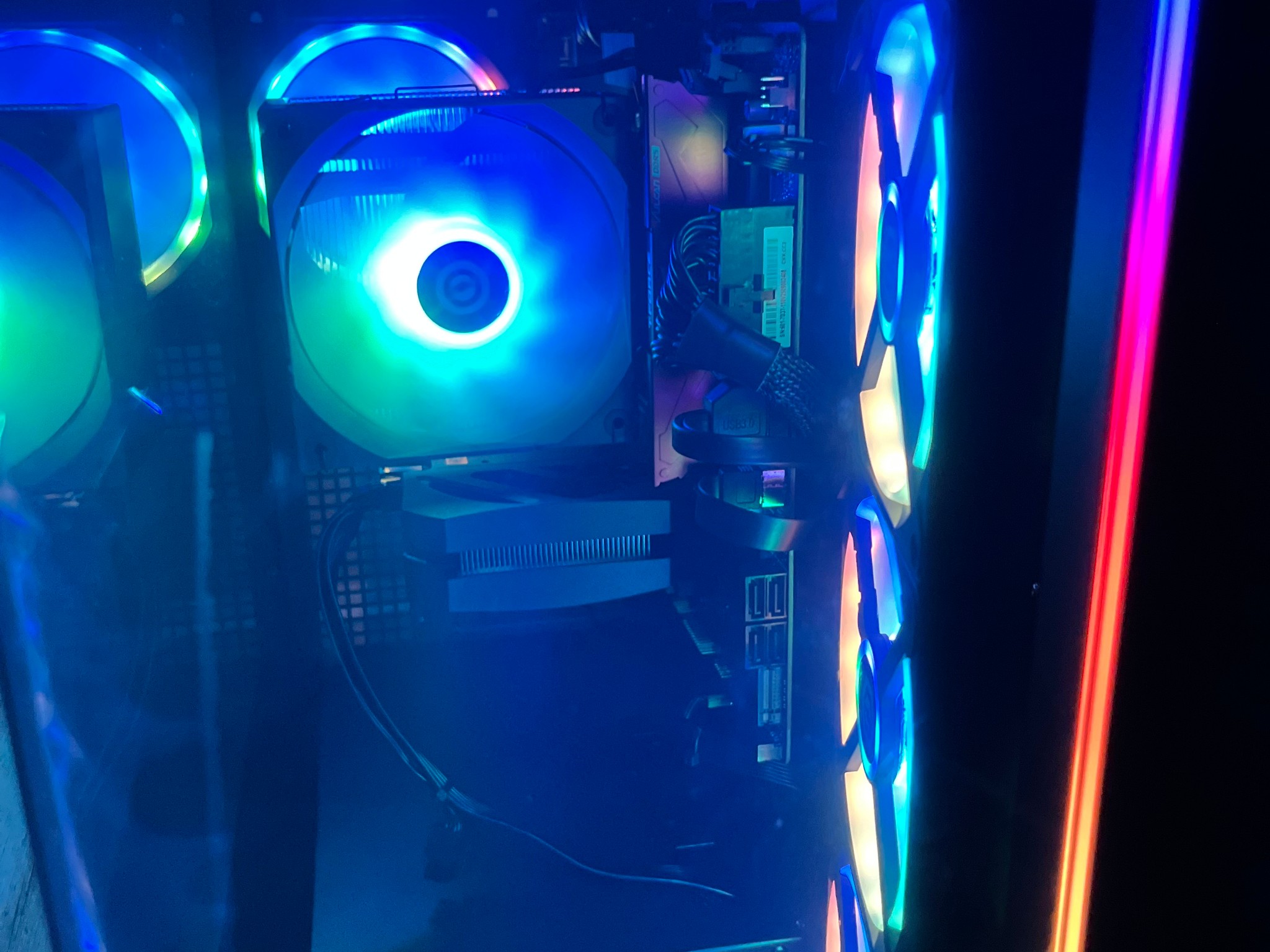 CyberPowerPC Prebuilt 5060 8gb, 1tb storage, 16gb DDR5, Core i5-14400f, Win 11
