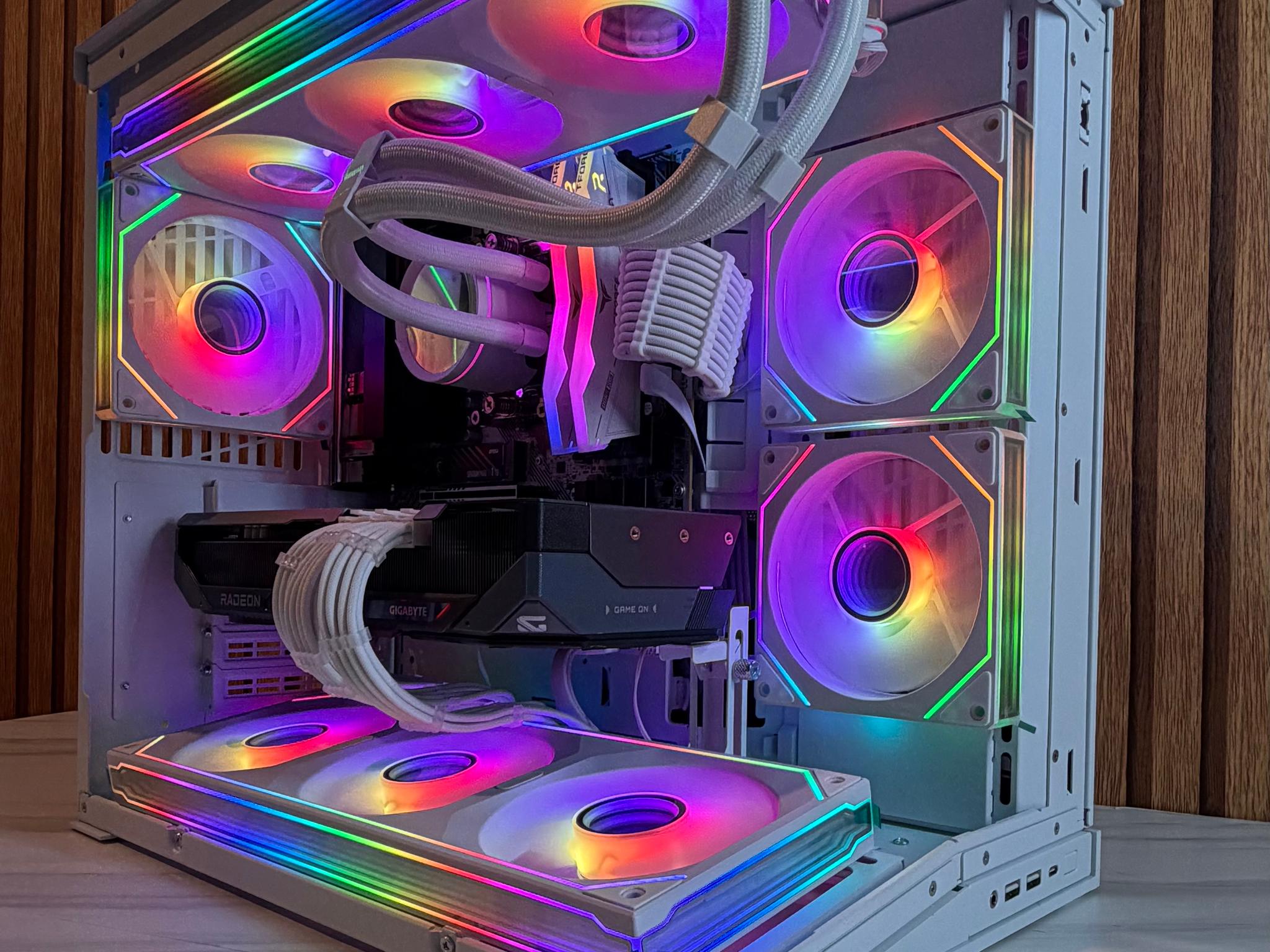 9070 XT 16GB | RYZEN 7 9800X3D | 16GB DDR5 | 1TB NVME | 360MM AIO | 850W
