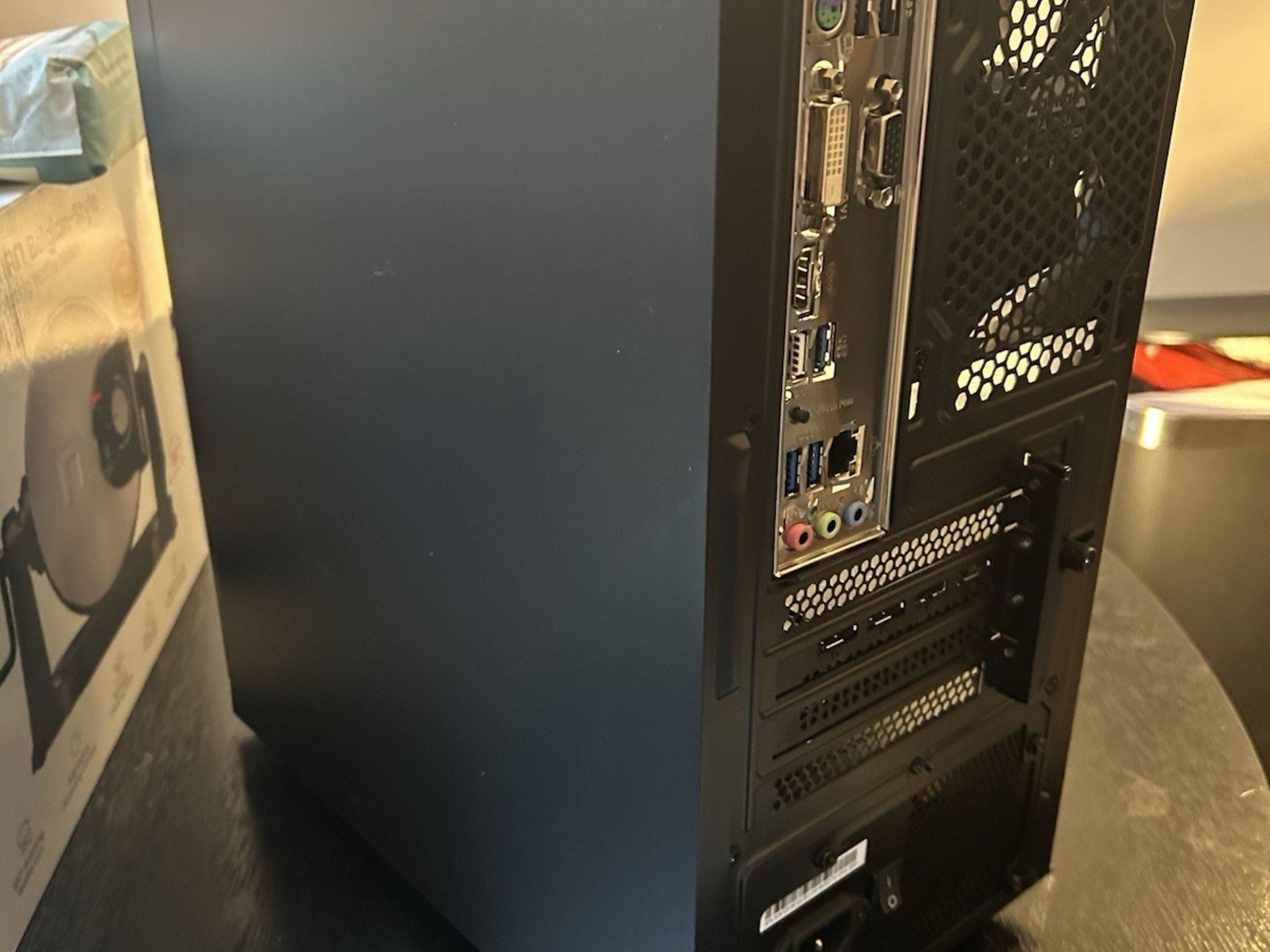 Sleeper 1080p Beast AMD Gaming PC Ryzen 7 5700g w/ RX 6600 XT 8GB & 32 GB 3600mhz RAM - 1TB NVMe