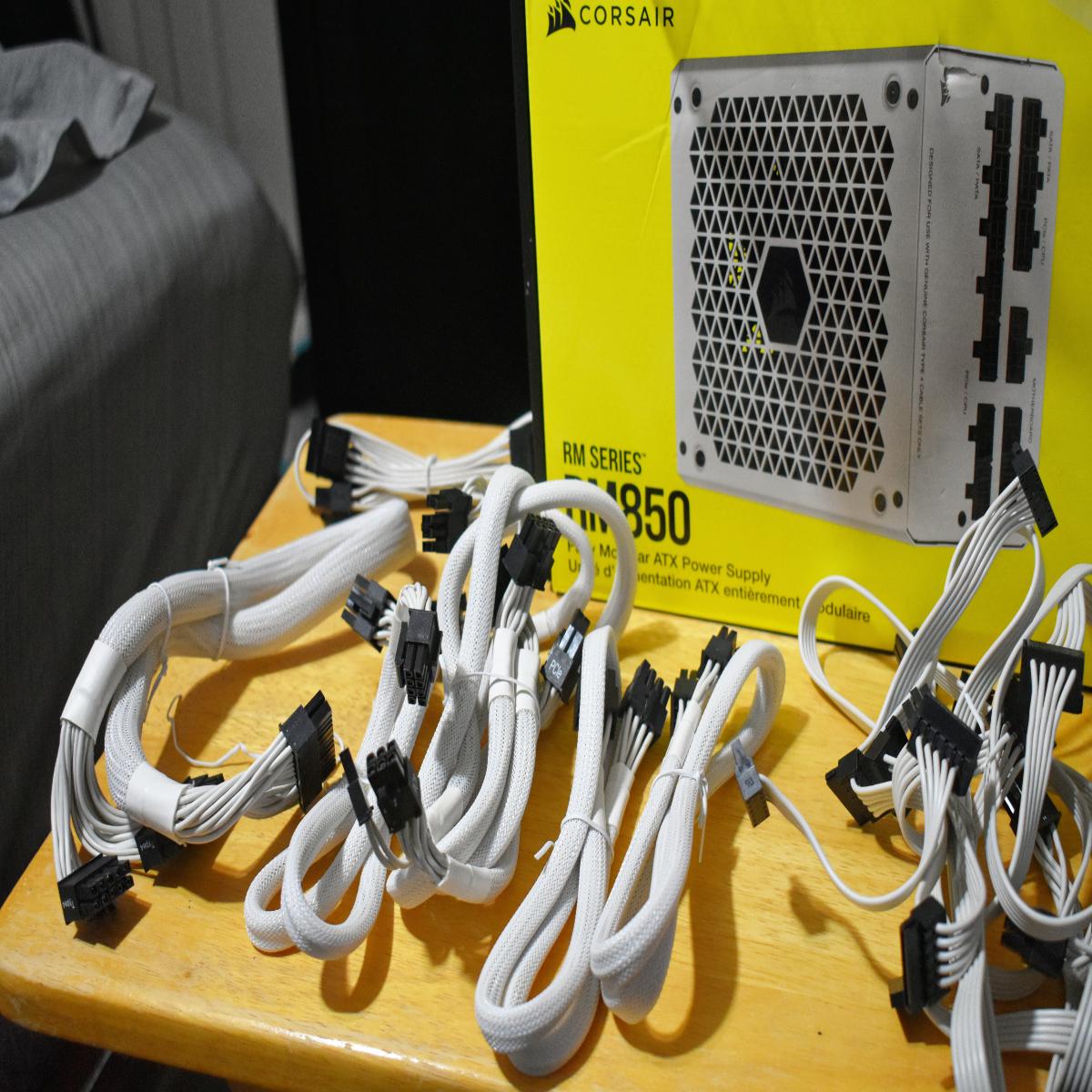 Corsair RM (2021) 850 W 80+ Gold Certified Fully-Modular ATX Power Supply