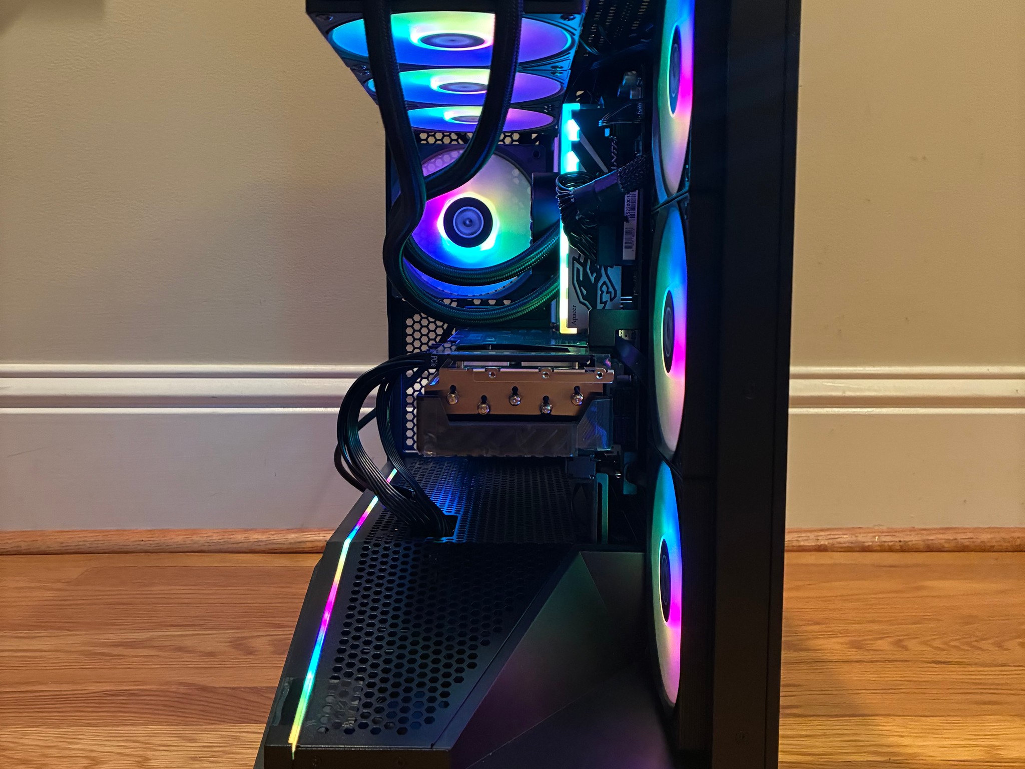 RX 9070 XT RYZEN 7 7700X 4K CUSTOM GAMING PC 32GB DDR5 1TB NVME SSD WIFI 6E WINDOWS 10/11