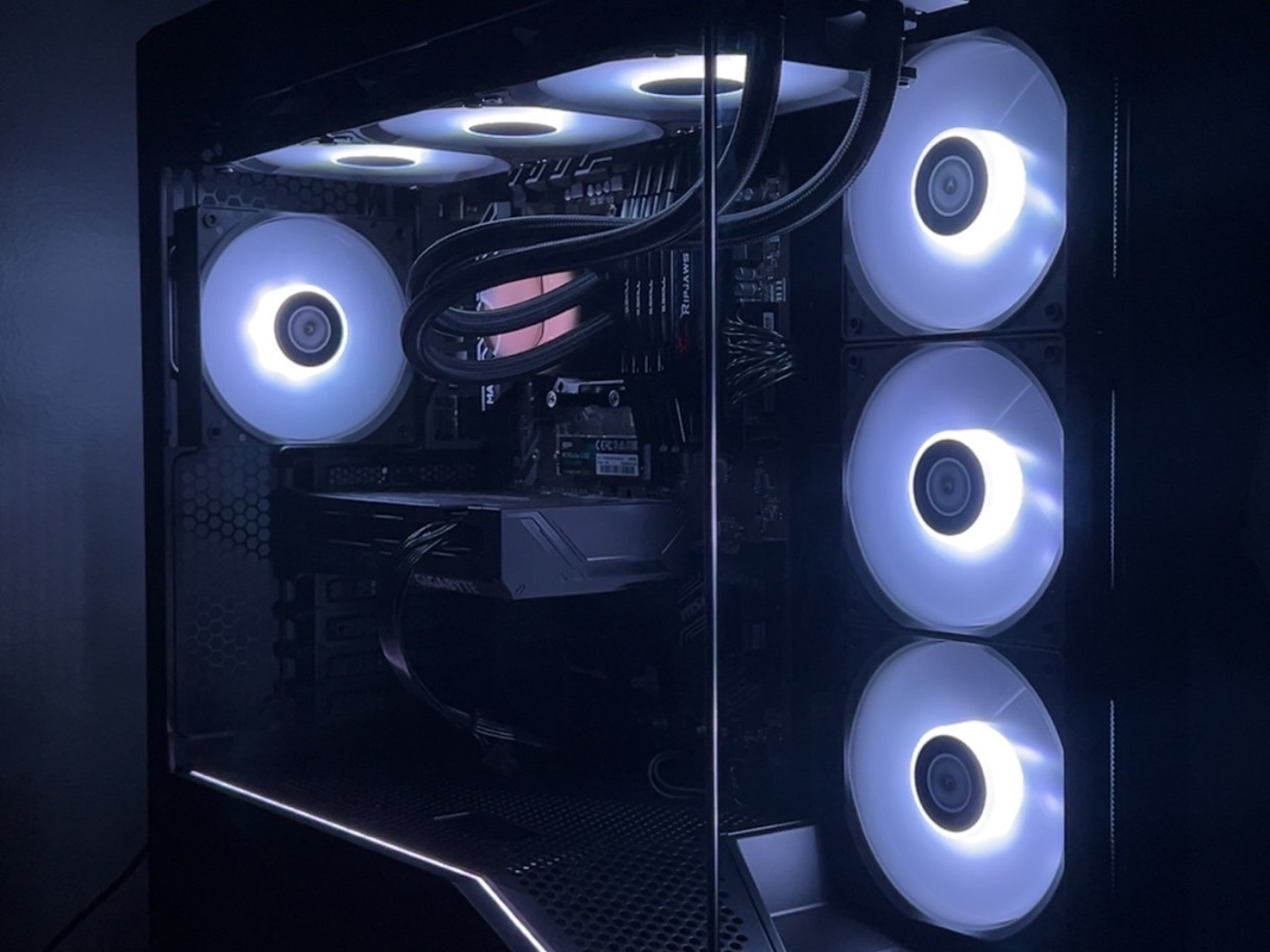 Custom Built Gaming PC – RTX 4060 Ti | Ryzen 5 3600 | 32GB RAM | READ DESCRIPTION