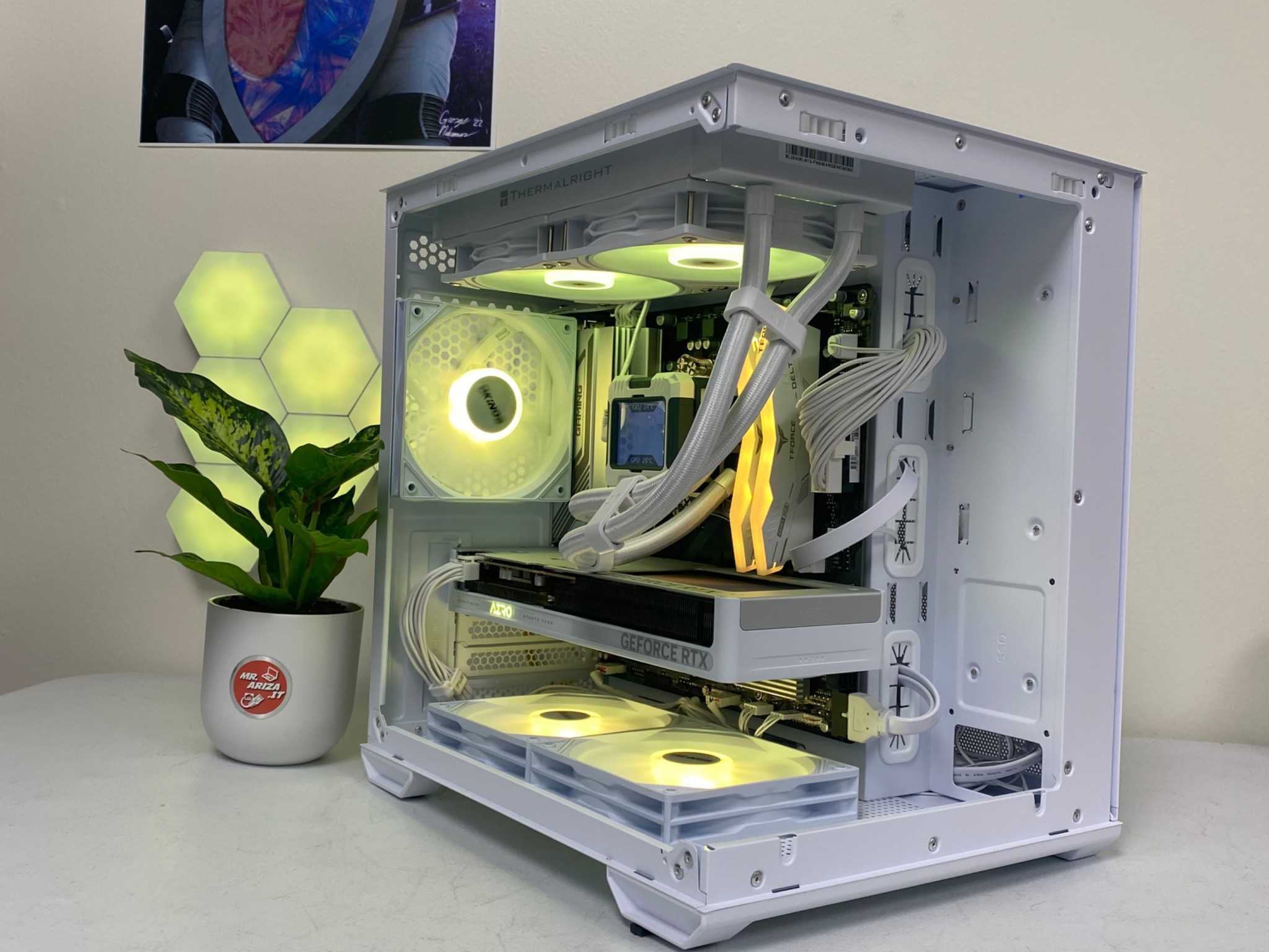 Aero Blaze - Ryzen 5 8400F - 32GB - 1TB - RTX 5060 (Updated)