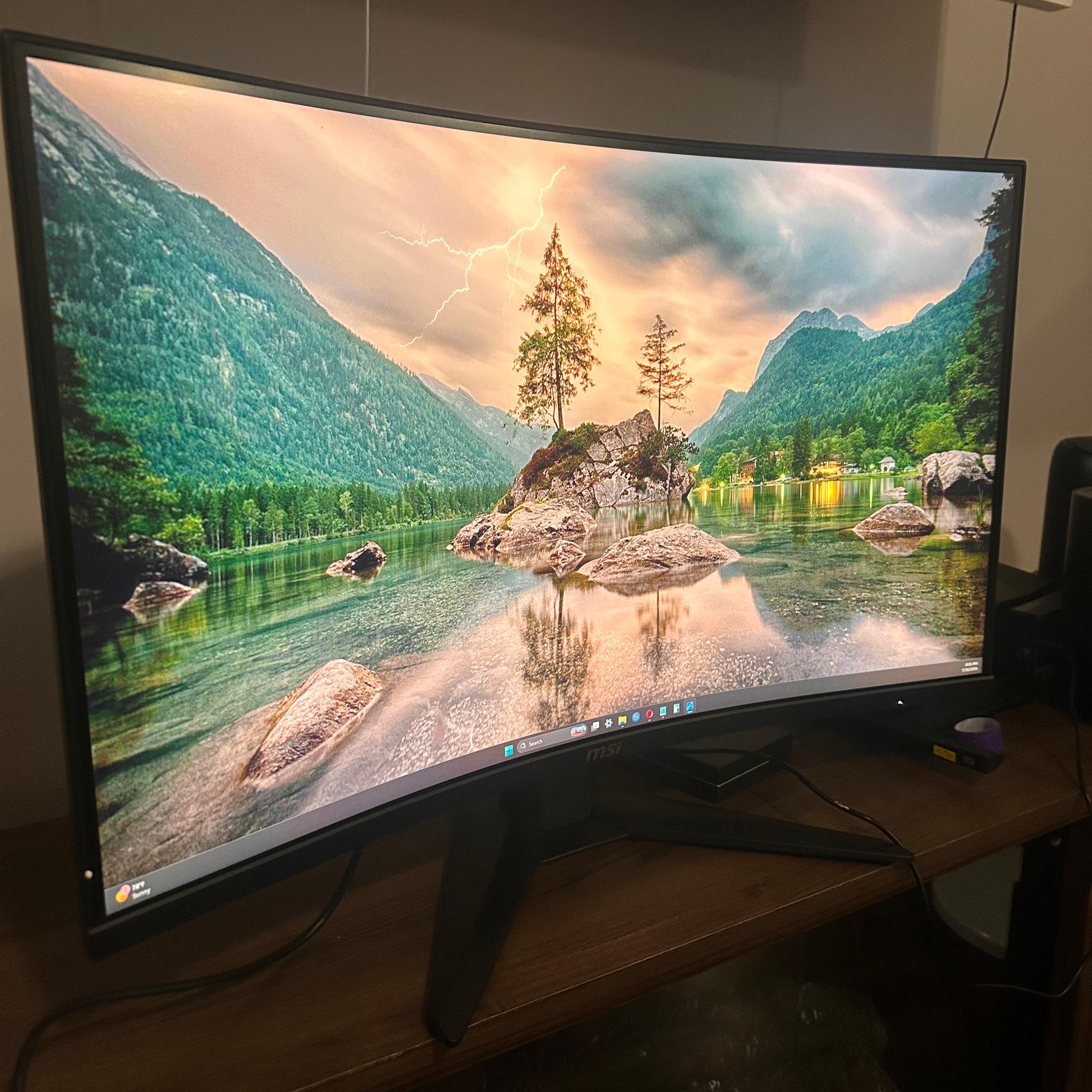 MSI 32" 2K (180Hz) WQHD (2560 x 1440) Curved Screen Gaming Monitor (MAG 325CQF)