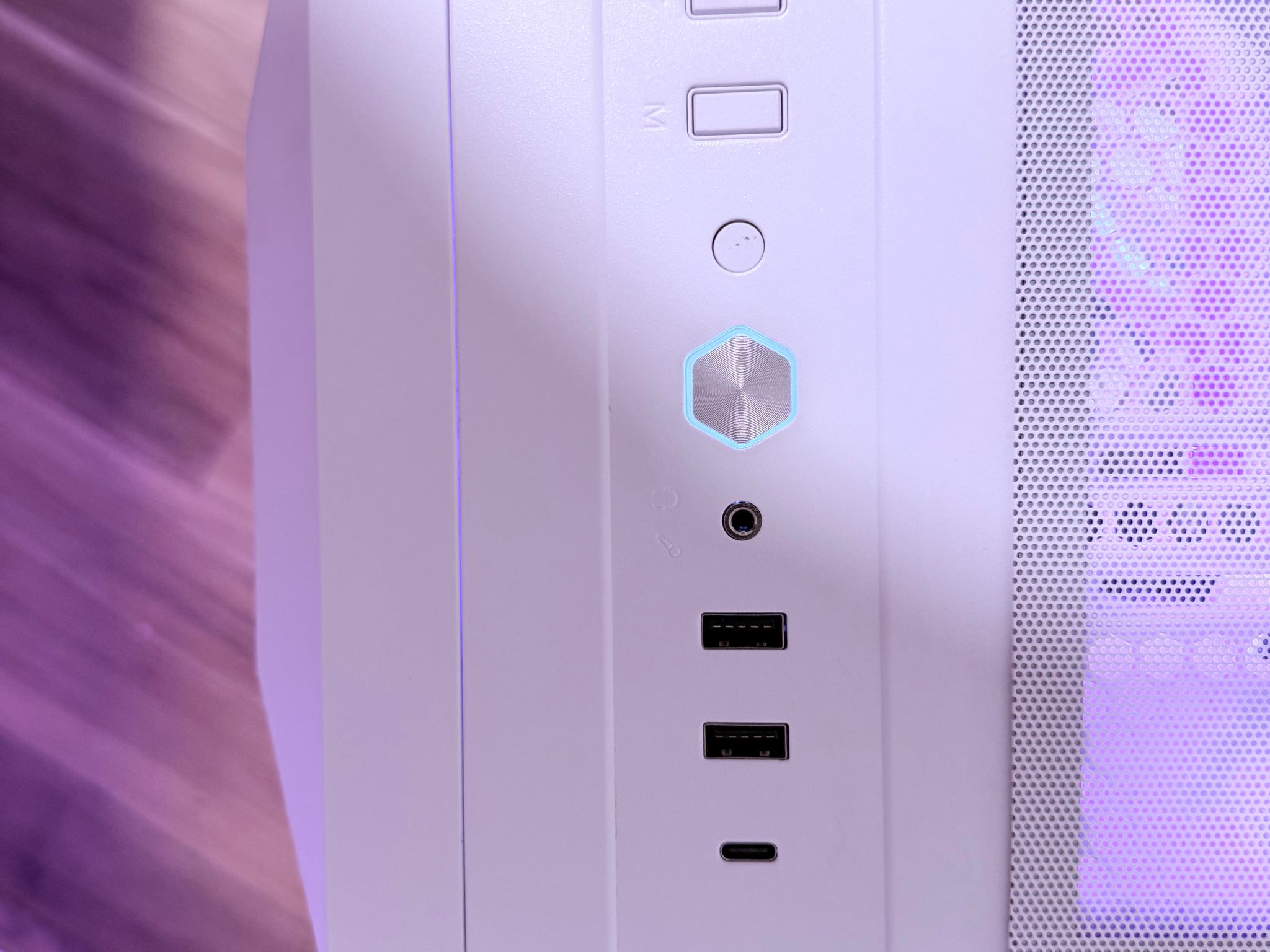 ❄️"Glacier Bloom"🌸| 1440p Gaming | RTX 4070 Ti 12GB | Intel i7 12700K | 32B DDR4 | 1tb NVME Storage