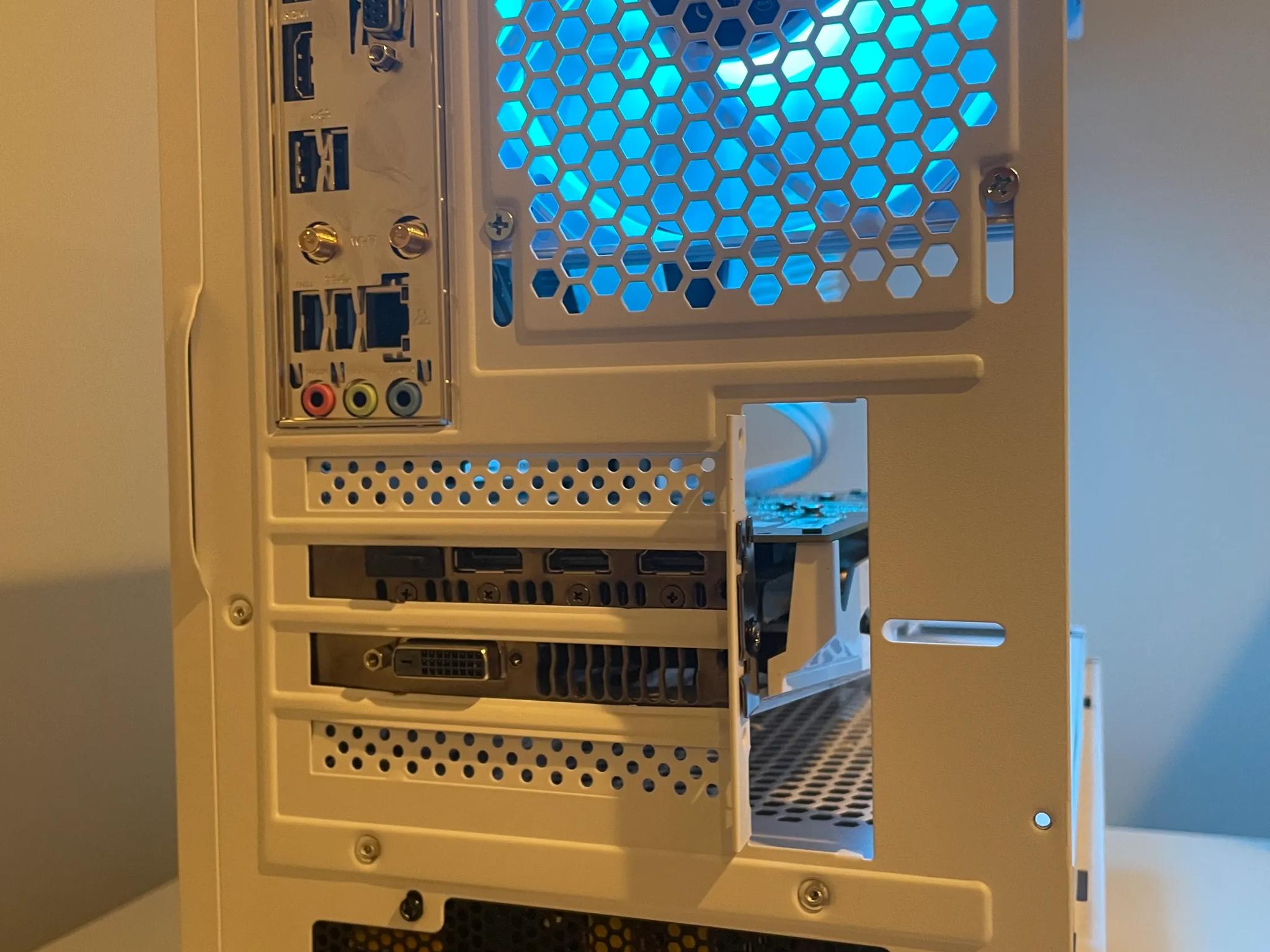 White Custom Gaming PC, Ryzen 5 5500, GTX 1060 6GB, 1TB Nvme, 16 GB RAM