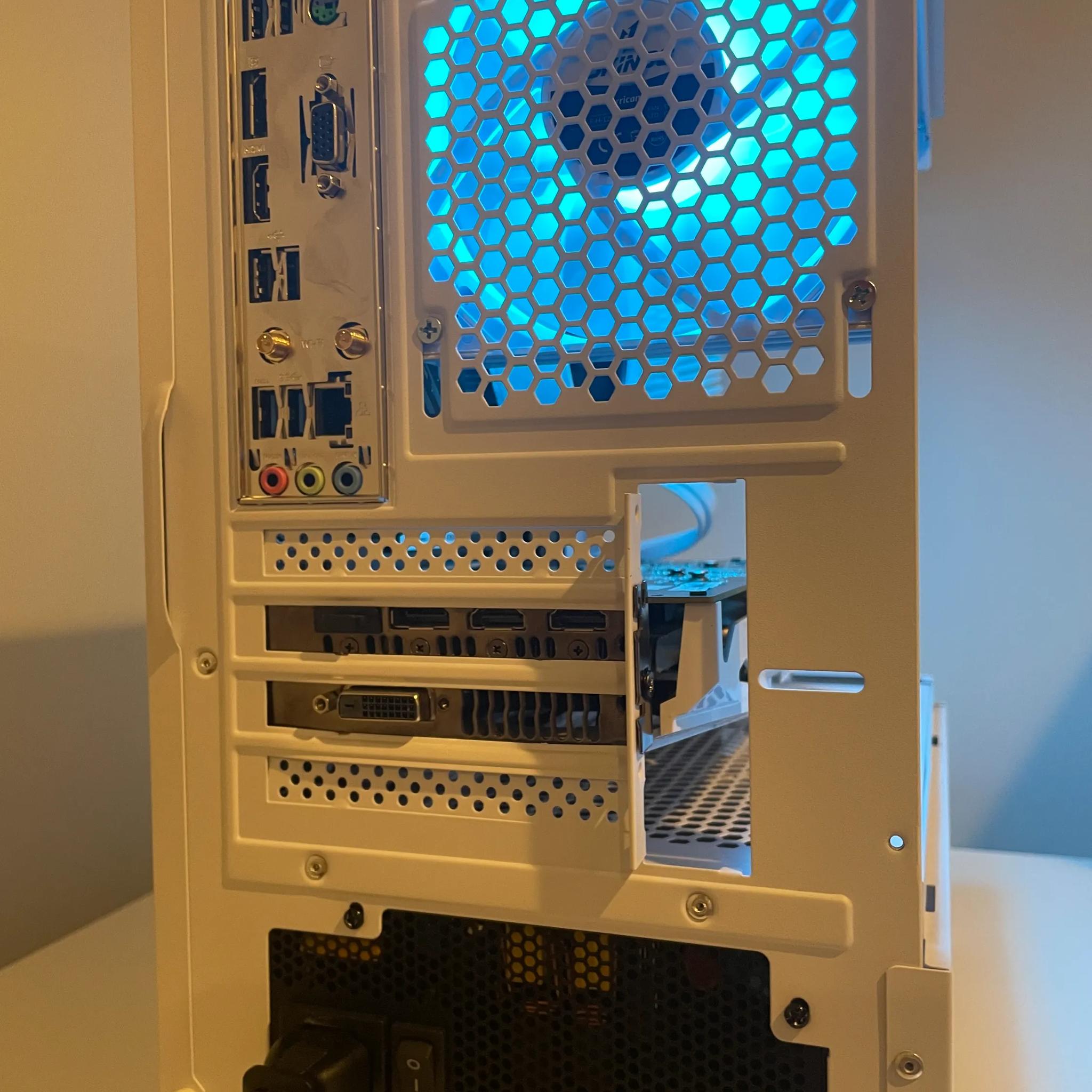 White Custom Gaming PC, Ryzen 5 5500, GTX 1060 6GB, 1TB Nvme, 16 GB RAM
