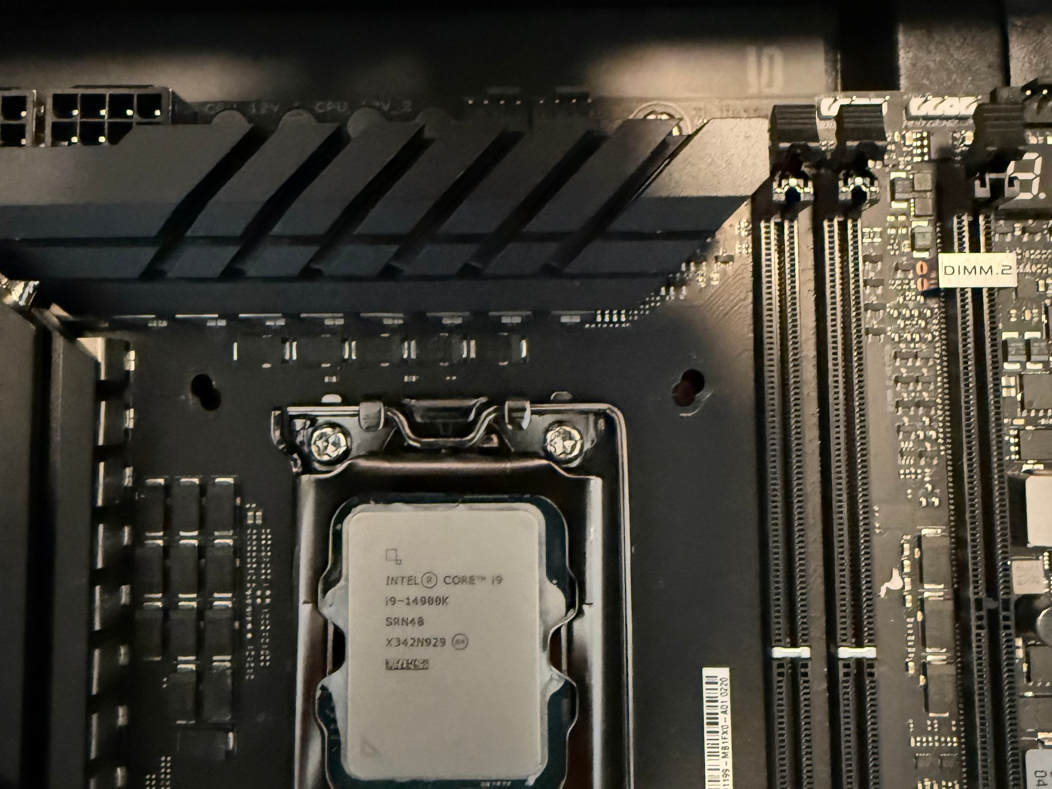 ASUS ROG Maximus Z790 Apex Encore + Intel i9 14900k