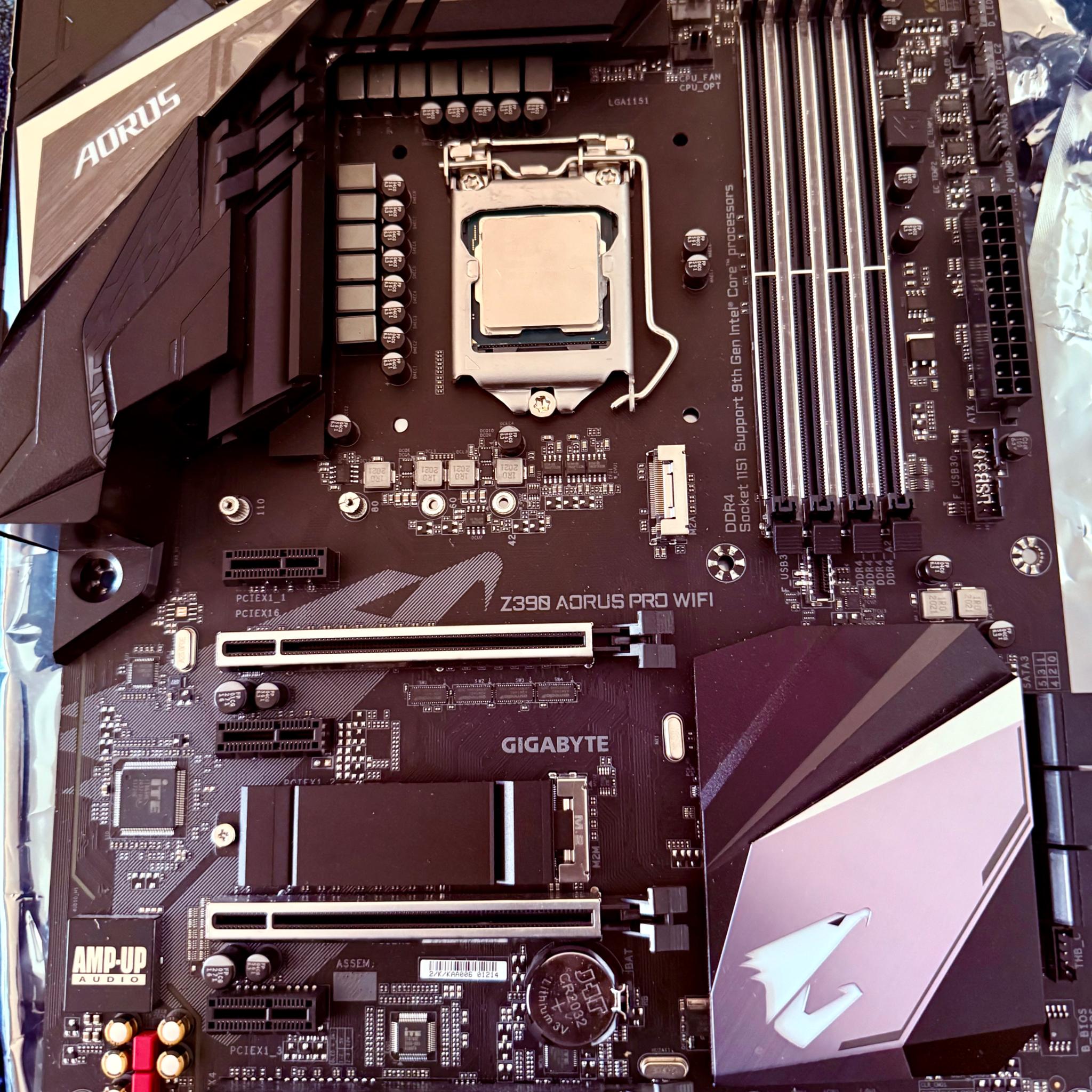 Z390 AORUS PRO WIFI W/ INTEL CORE 9900K PROCESSOR