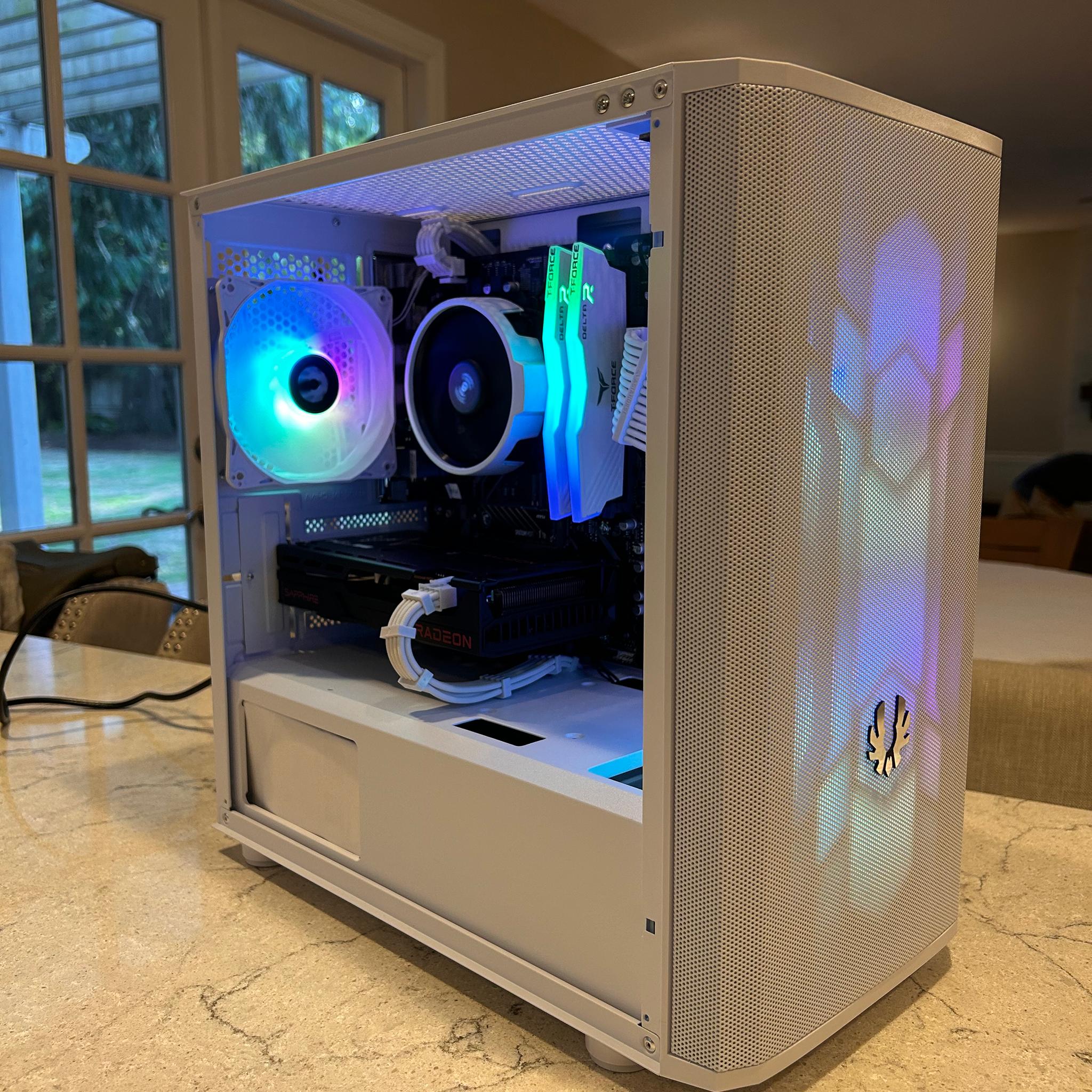 SUPER NOVA 🌌AMD RX 6600 🌌Ryzen 5 5600 🌌16 GB DDR4 🌌Wi-Fi 🌌1TB NVME 🌌
