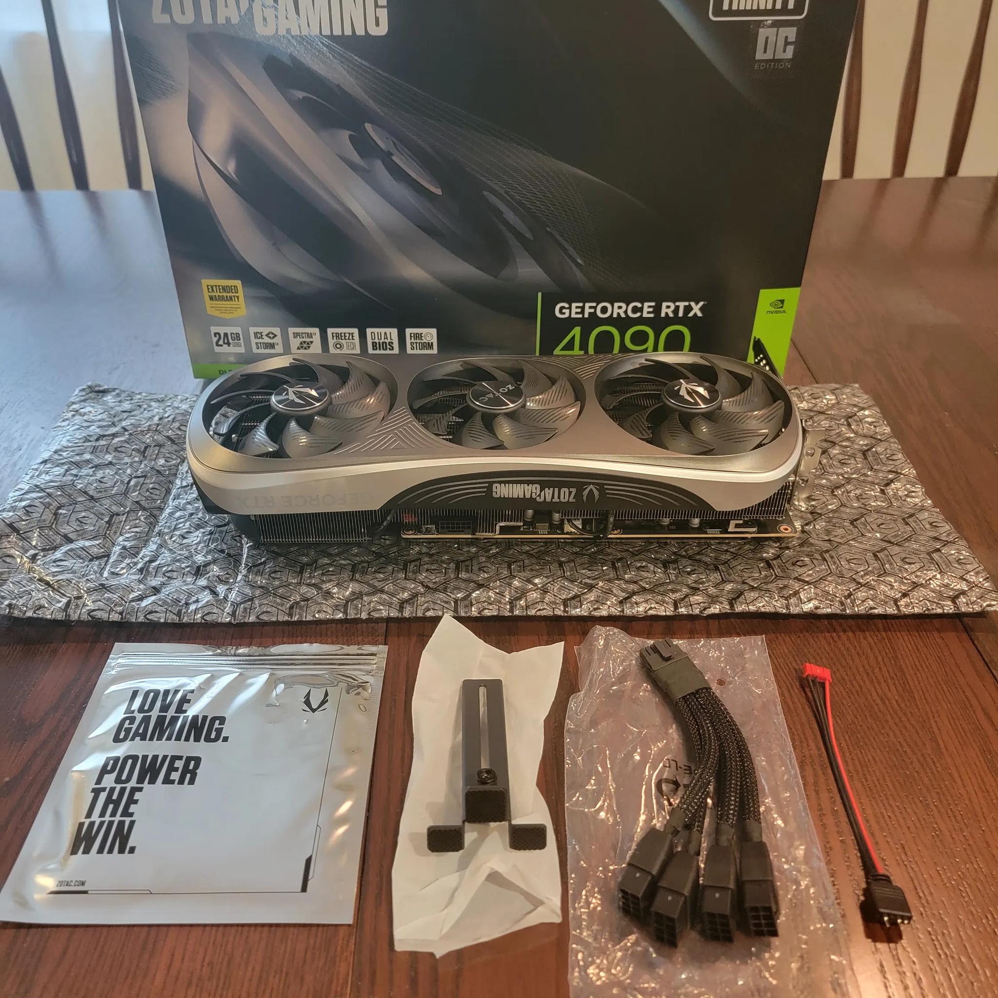 Zotac Trinity OC 4090 24GB LIKE NEW