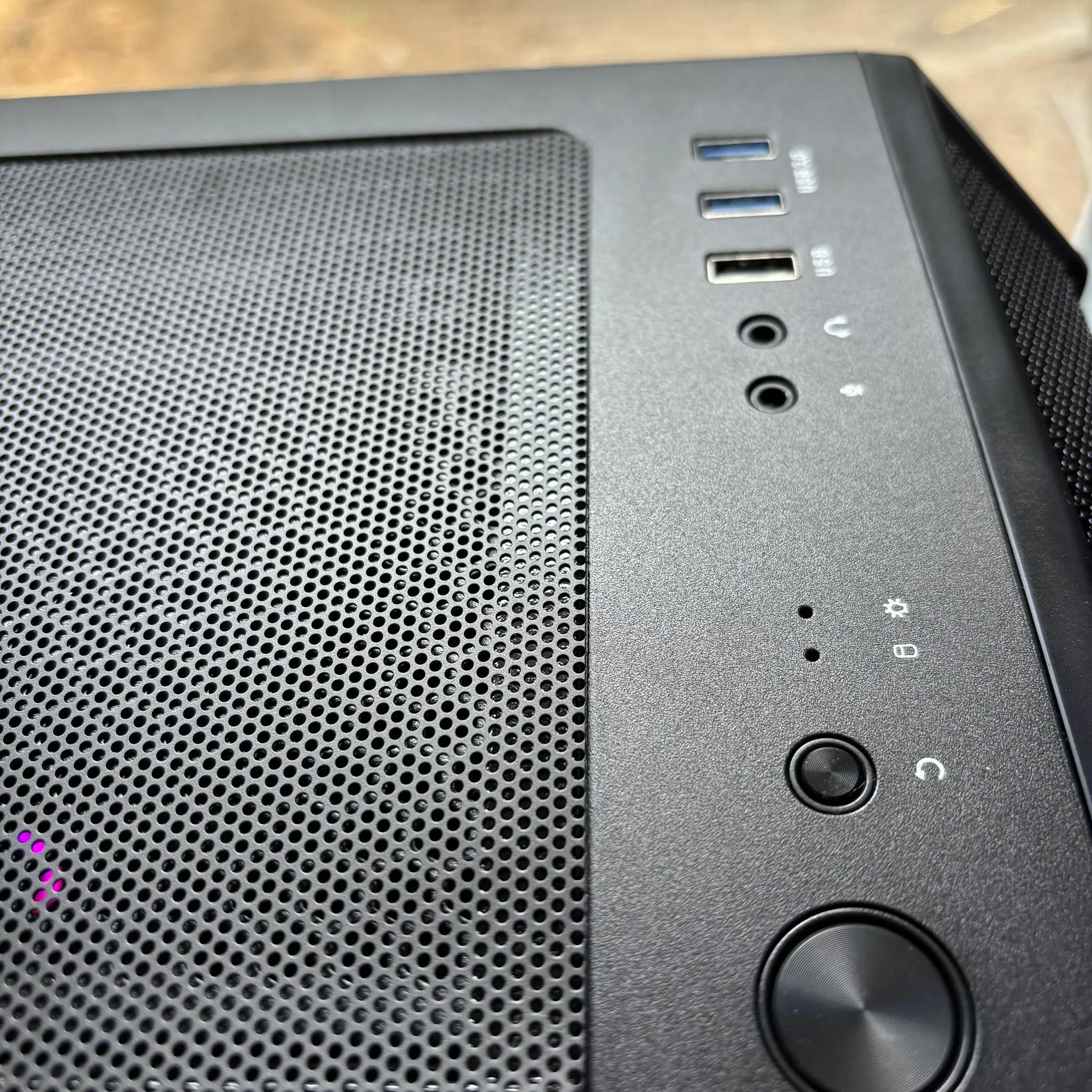 GAMING PC i5 8GB NVIDIA GTX 660 RGB Lighting RGB Fans Computer
