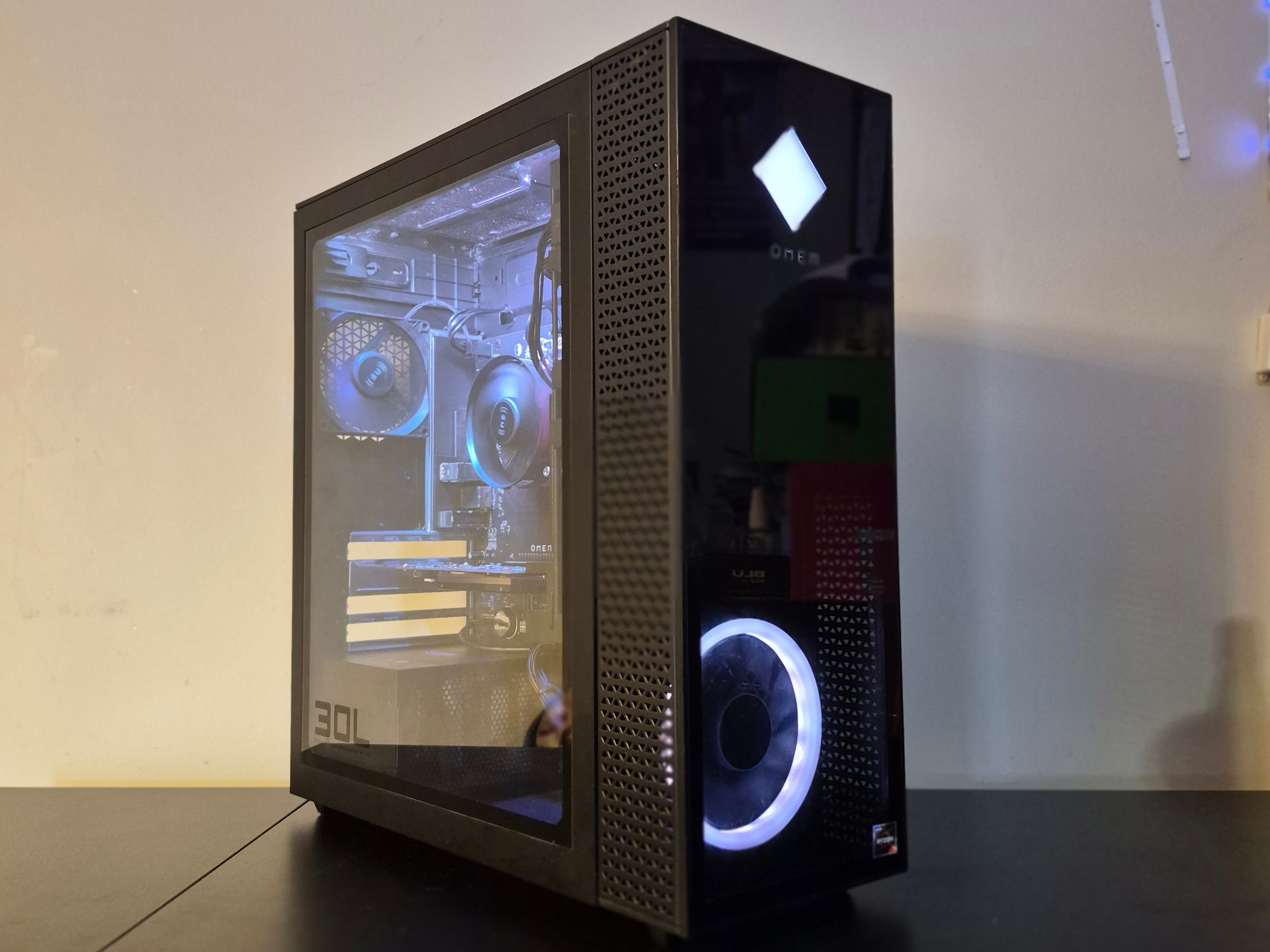 OMEN Gaming Pc - RX 6400 | 7 3700X | 256GB NVMe | 16GB RAM
