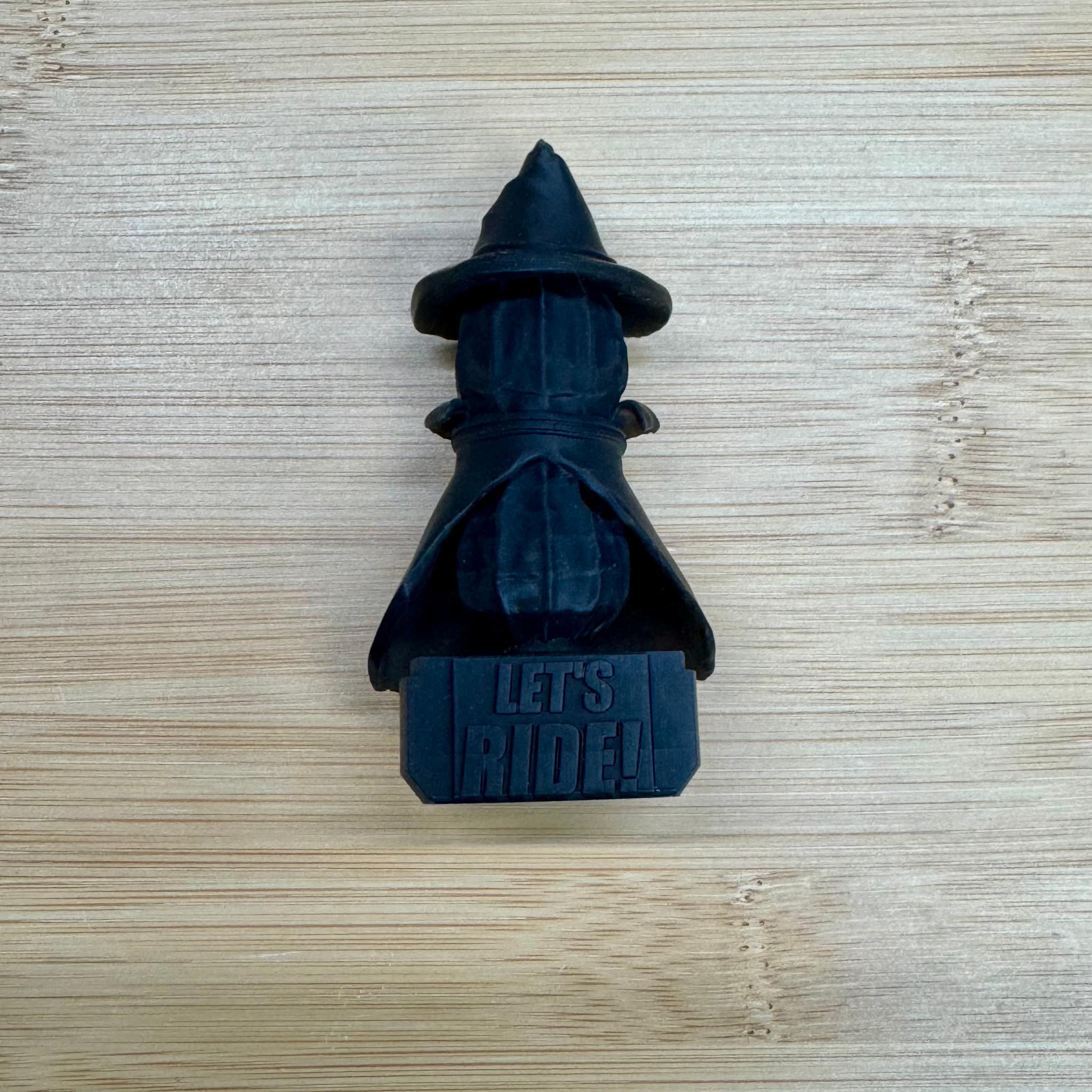 The Burnt Peanut Figurine - Let's Ride! Wizard Outfit - Twitch YouTube Streamer