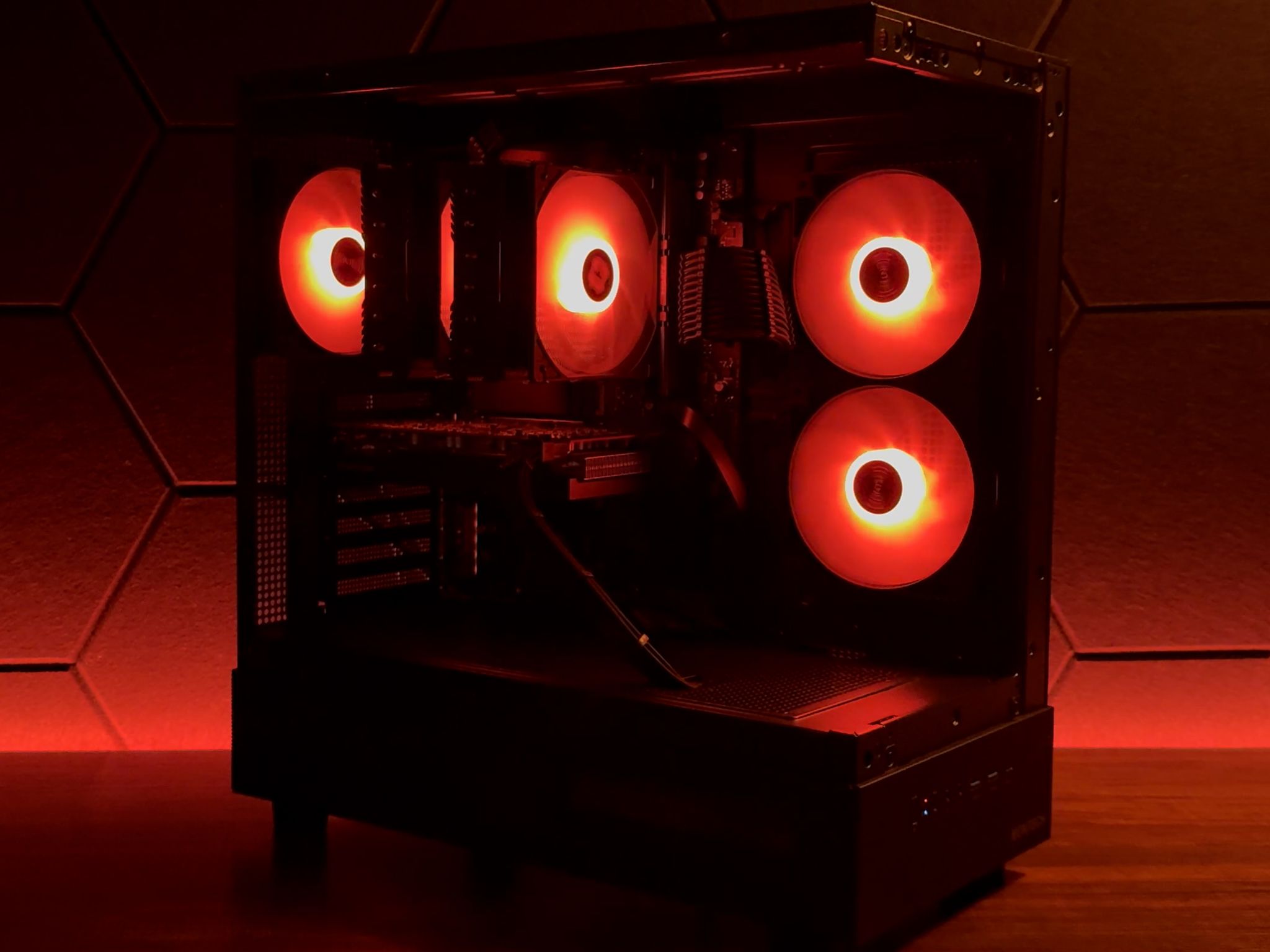 🌑 Tenebris 🌑 AMD RX 6600 XT / AMD R5 3600 / 1TB NVME / 16GB DDR4 RAM / Air Cooled / Windows 11 Pro
