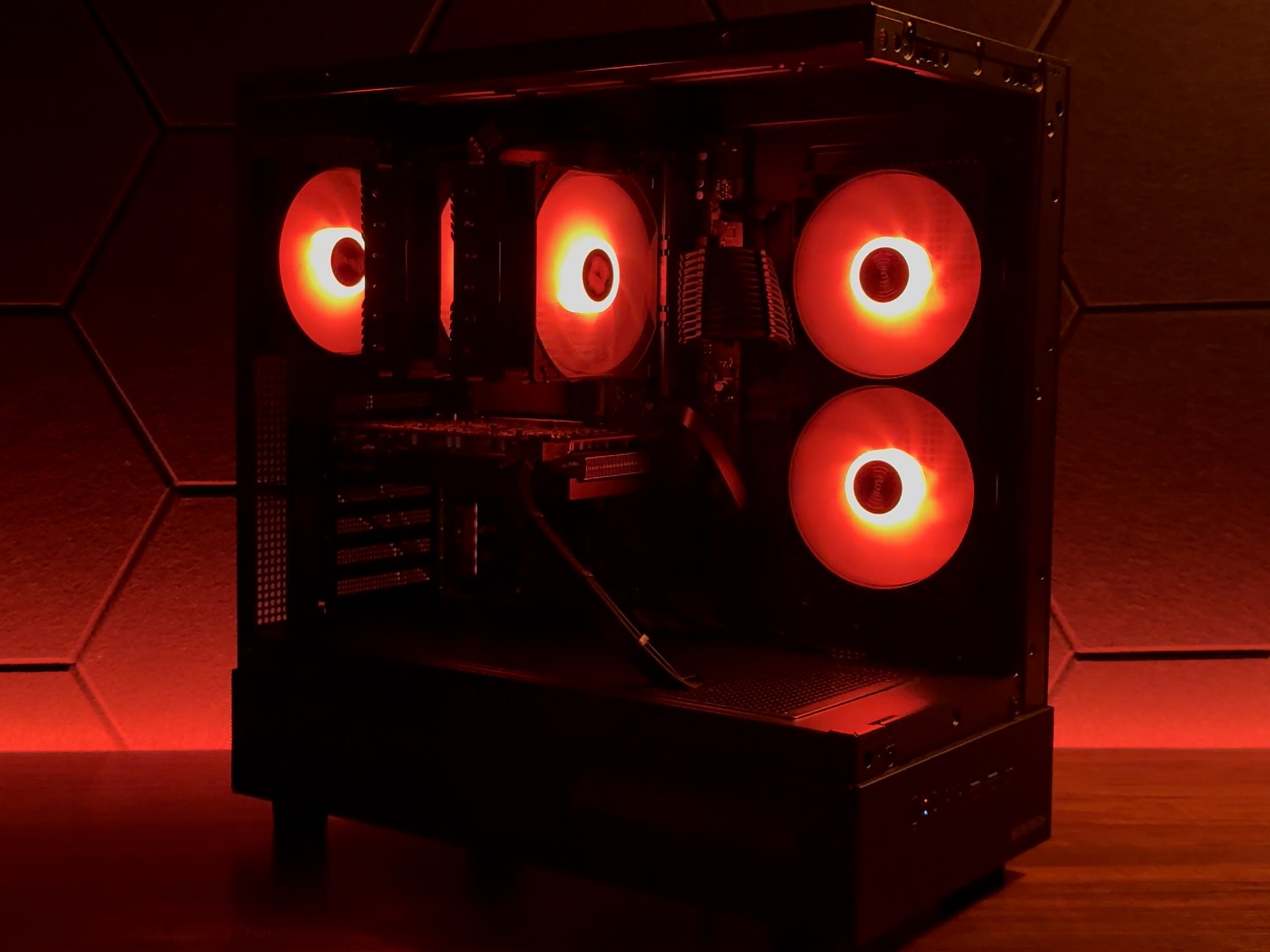 🌑 Tenebris 🌑 AMD RX 6600 XT / AMD R5 3600 / 1TB NVME / 16GB DDR4 RAM / Air Cooled / Windows 11 Pro
