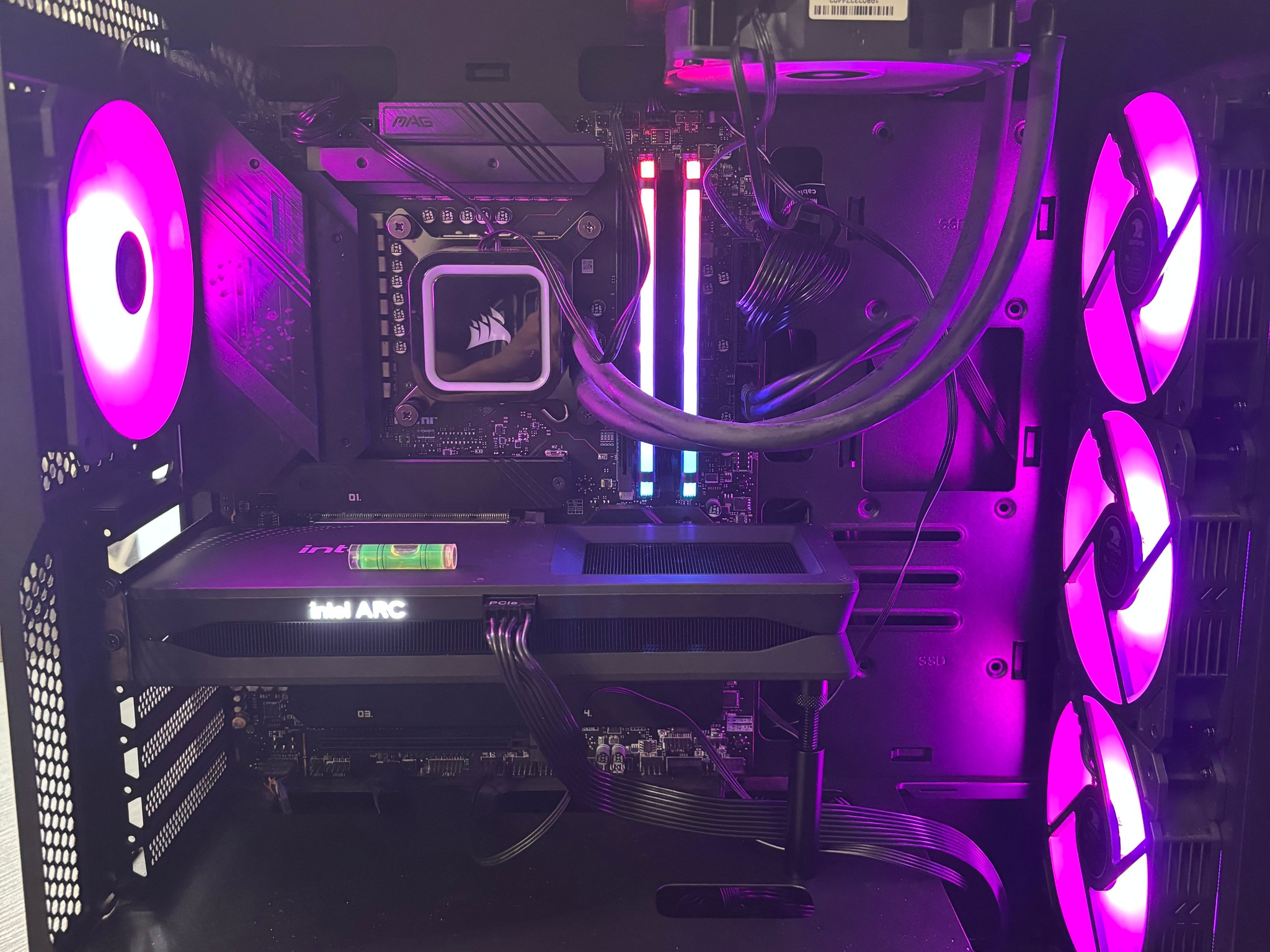 Team Blue Gaming PC! | i5 12600k | Arc B580 | 1TB SSD | 32GB DDR4 3600Mhz