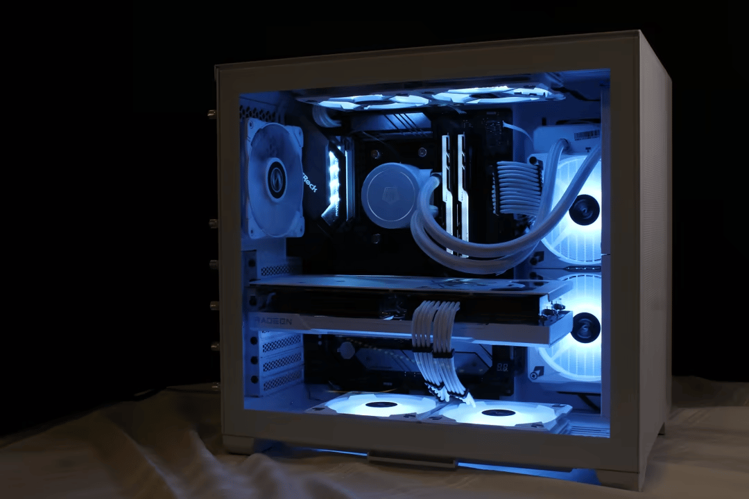 All-White Gaming PC | Ryzen 5 5600x & RX 6700XT