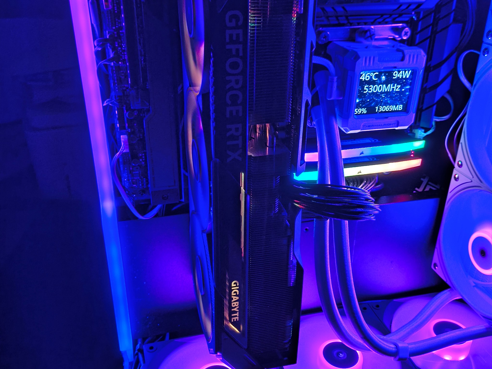 GIGABYTE GeForce RTX 5080 GAMING OC 16G