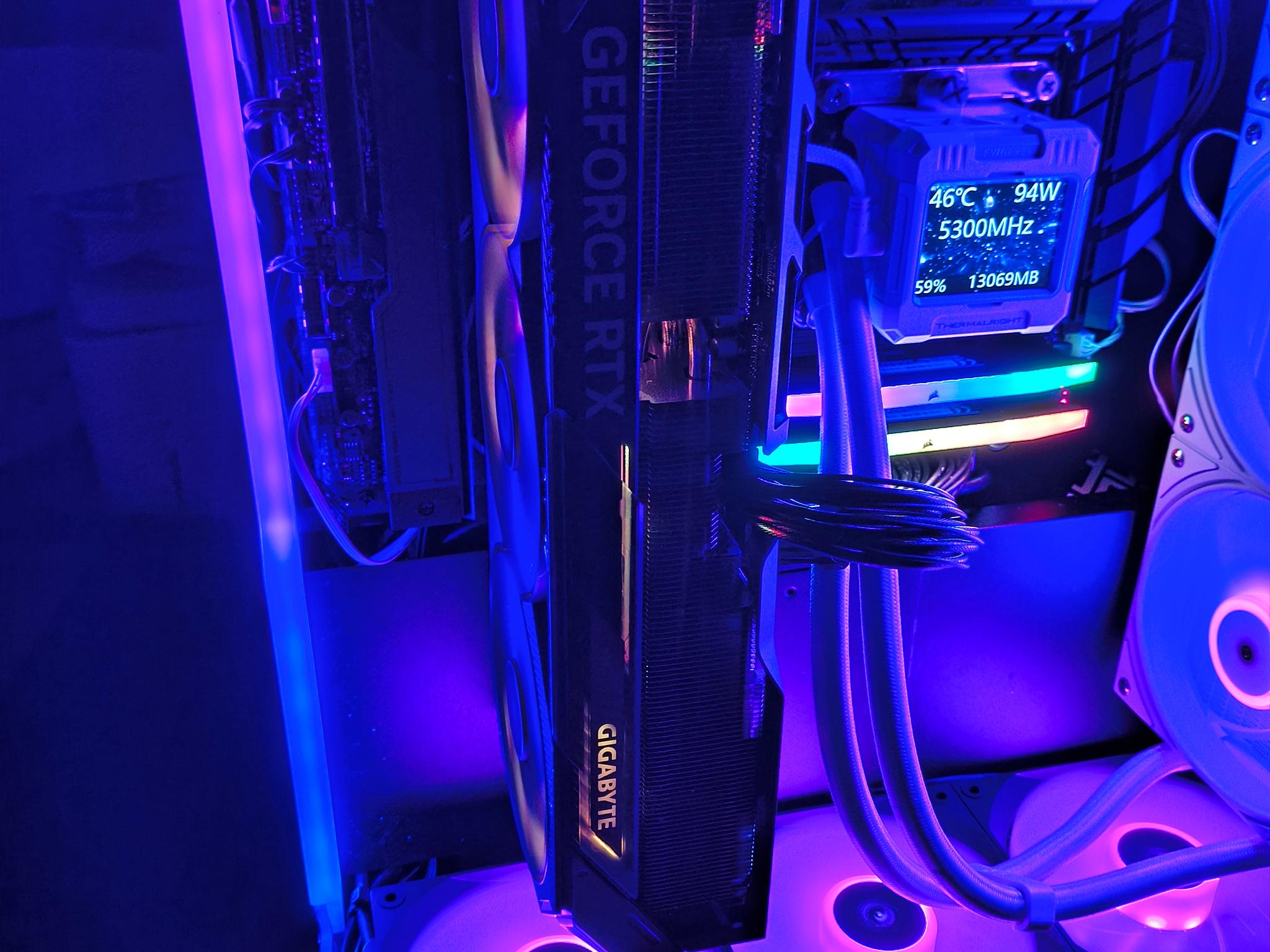 GIGABYTE GeForce RTX 5080 GAMING OC 16G