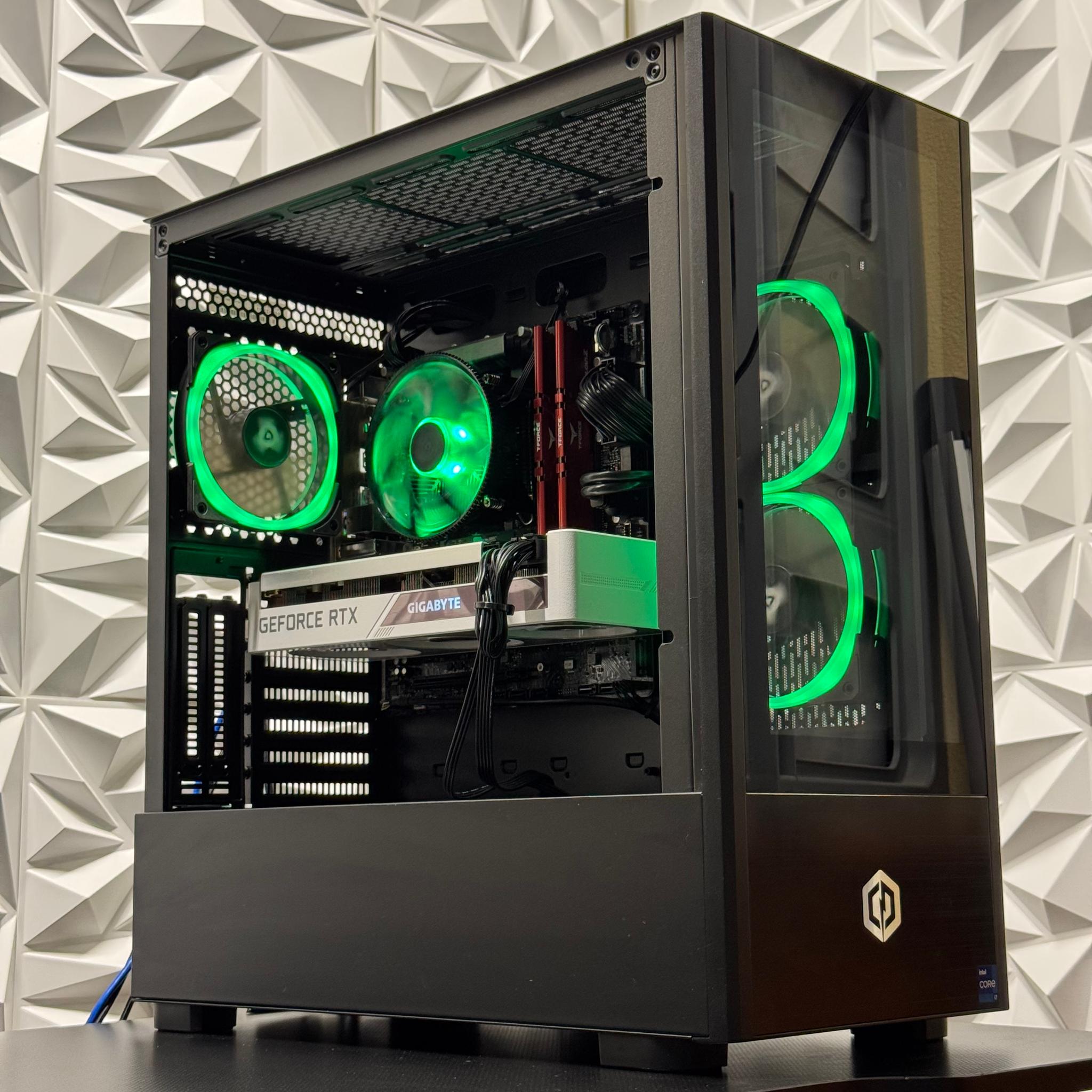 Rtx 3070 / i7-12700F / 16GB DDR4 Ram / 1500GB Storage / 700w psu / Windows 11