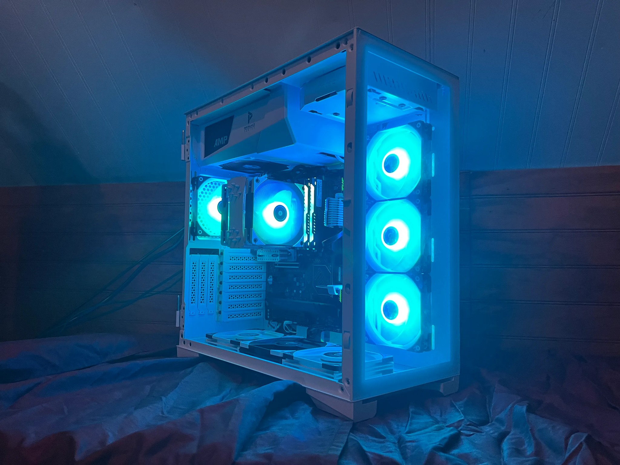 "The Monolith" Intel 12700k, 4090, 4080, 4070ti ready, 32gb 2tb gen 4, wifi gaming pc