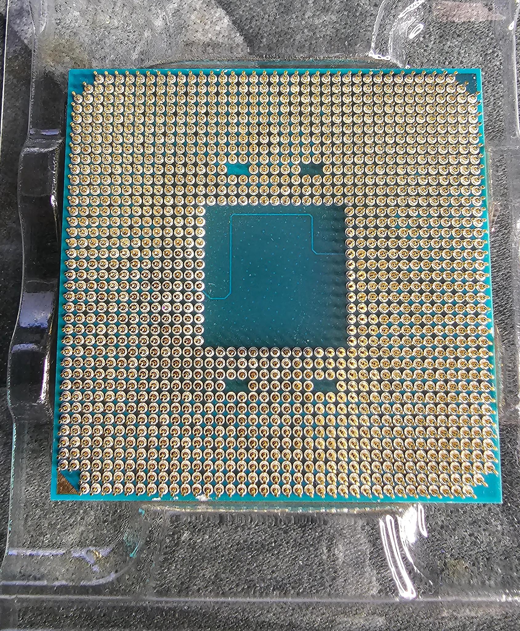 AMD Ryzen 5 3400G
