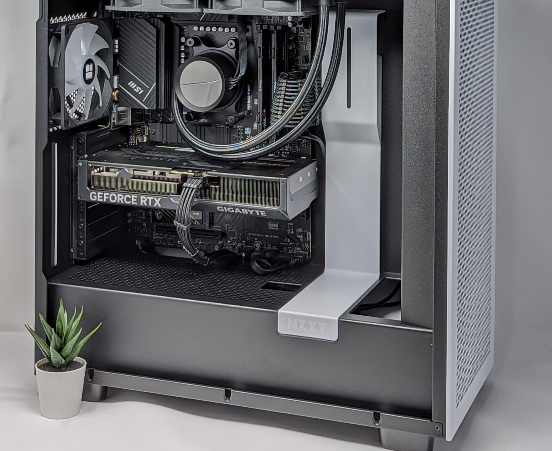 RyzenFlow | Nvidia RTX 4070 | Ryzen 7 7700X | 32gb RAM | Samsung 990 Pro 1TB Gen 4 NVMe SSD