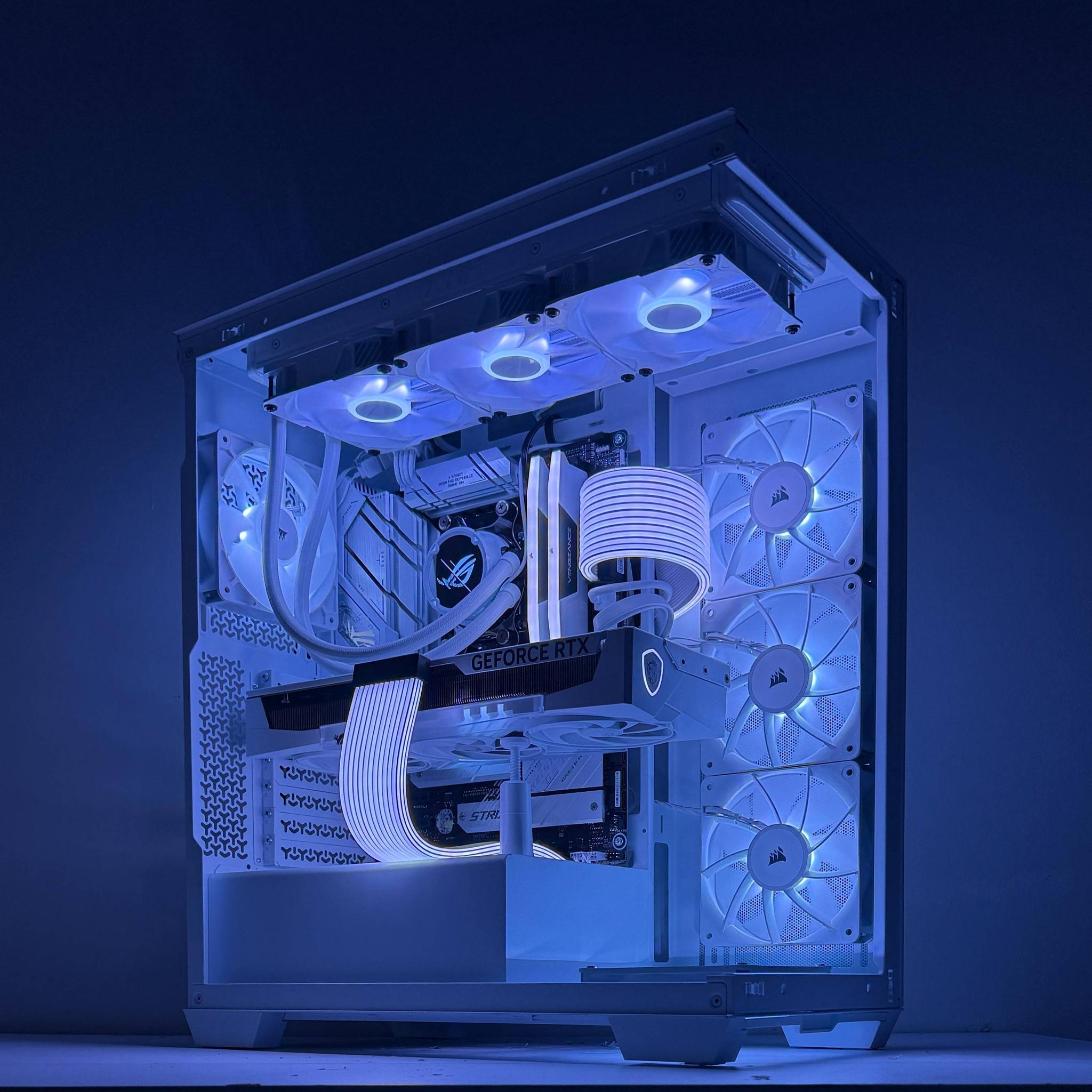 🧊Cryostorm🧊  | 1440p Streaming PC | Ryzen 7 7800X3D | MSI RTX 5070 | 32GB DDR5 6000MHz